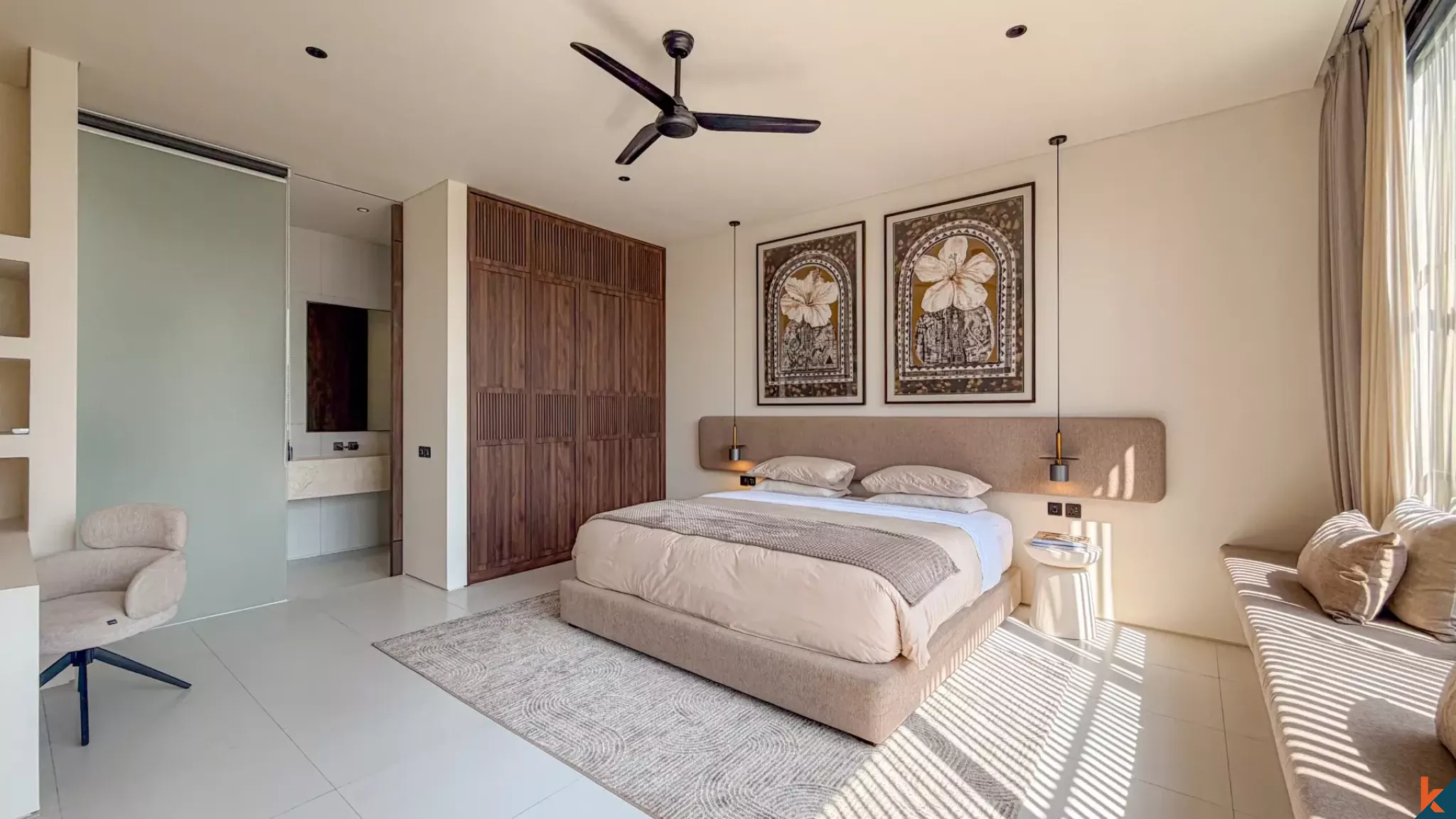 Rumah Townhouse Modern Dua Kamar Tidur dengan Status Hak Sewa di Kerobokan