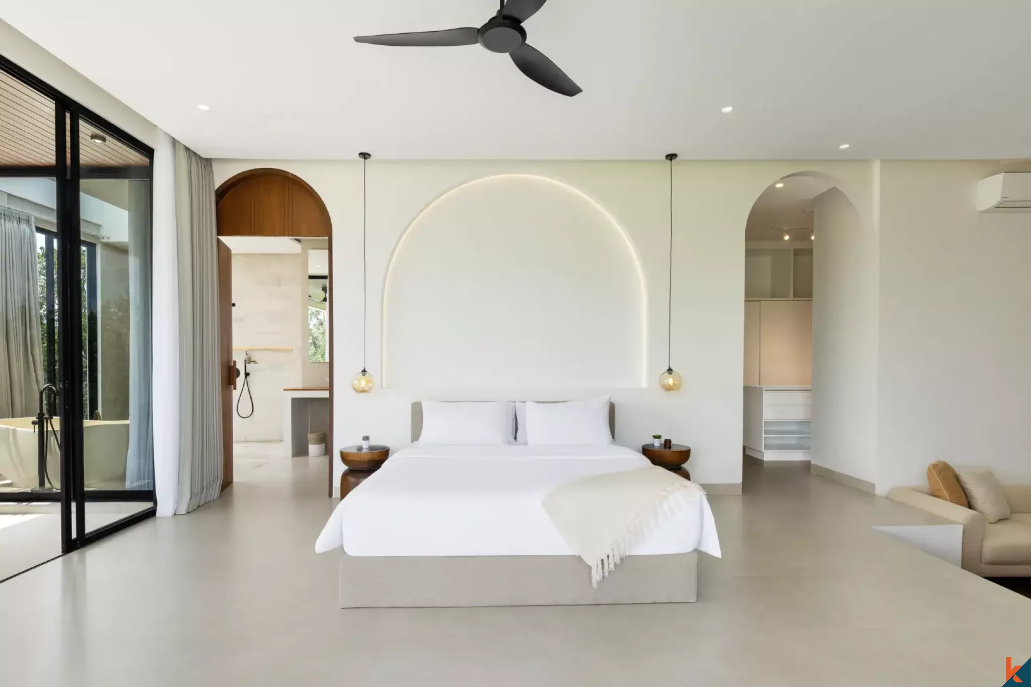 Properti Berkualitas Tinggi Enam Kamar Tidur dengan Hak Sewa Jangka Panjang di Ubud - Singakerta