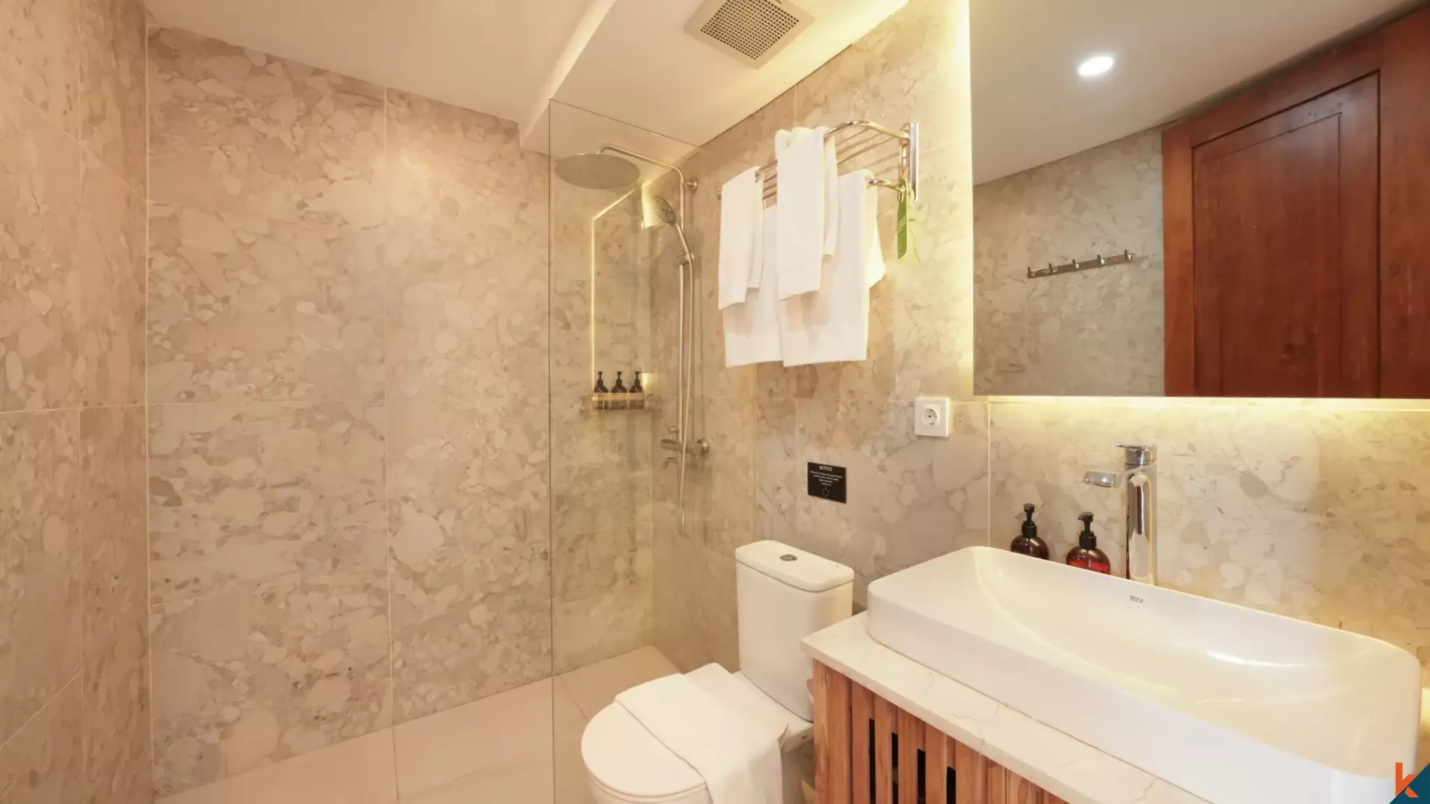 Amazing Two Bedroom Leasehold Villa in Private Complex in Umalas