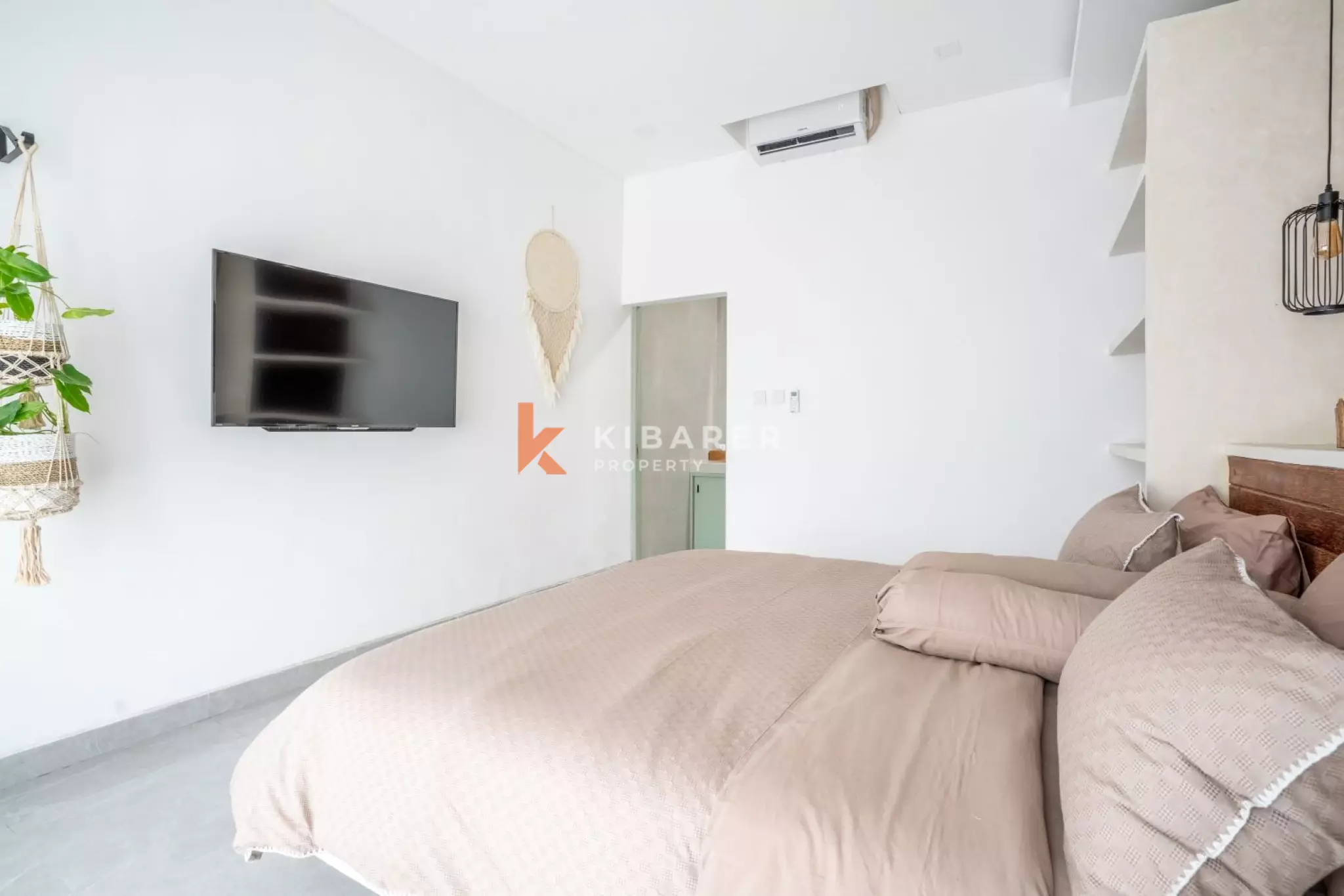 Beachside Two Bedroom Villa with Enclosed Living in Munggu