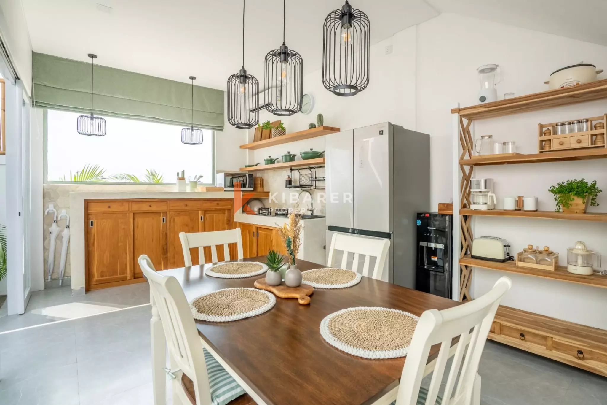 Beachside Two Bedroom Villa with Enclosed Living in Munggu