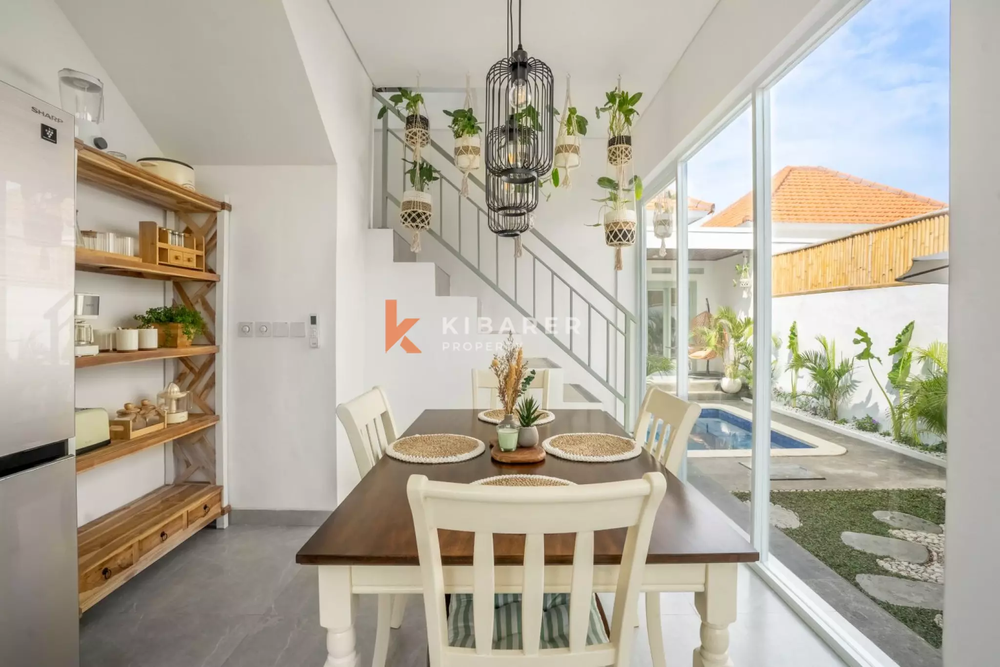 Beachside Two Bedroom Villa with Enclosed Living in Munggu