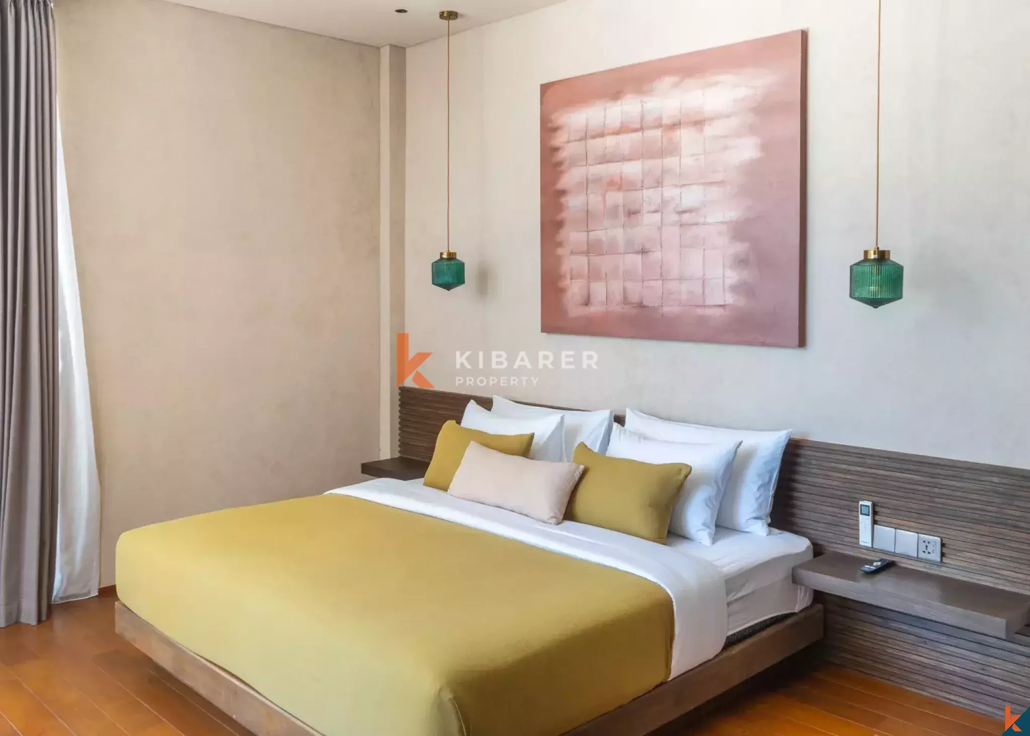 Magnificent Six-Bedroom Private Villa Near Nyanyi Beach