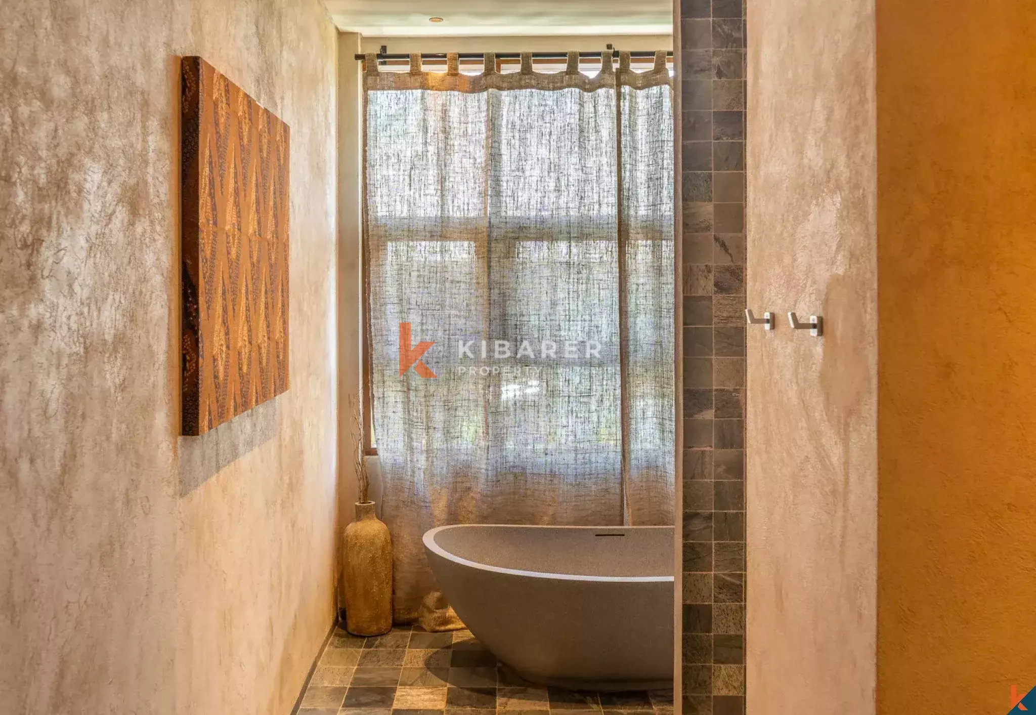 Magnificent Six-Bedroom Private Villa Near Nyanyi Beach