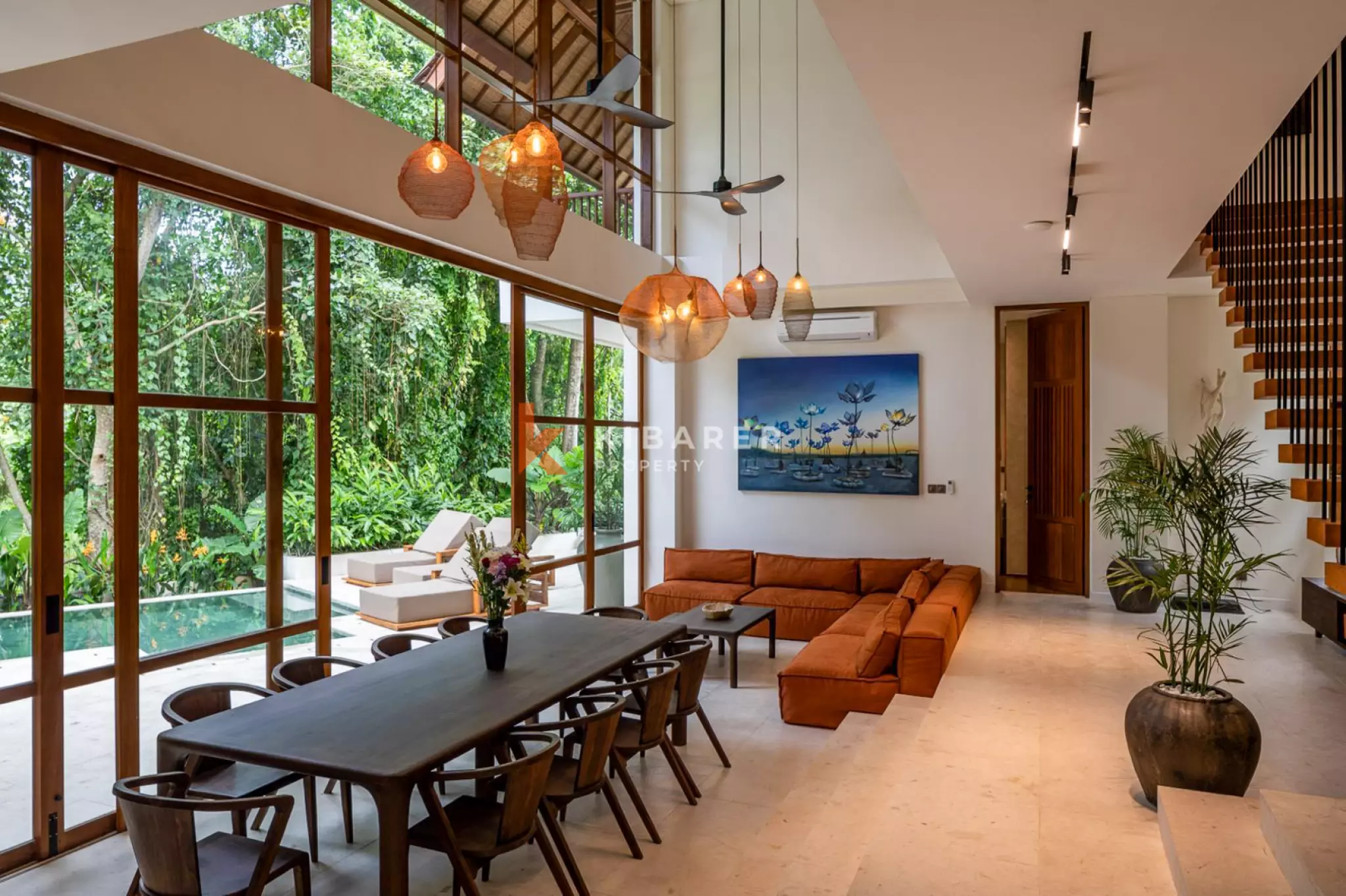 Sophisticated Five-Bedroom Private Villa with Pool in Nyanyi