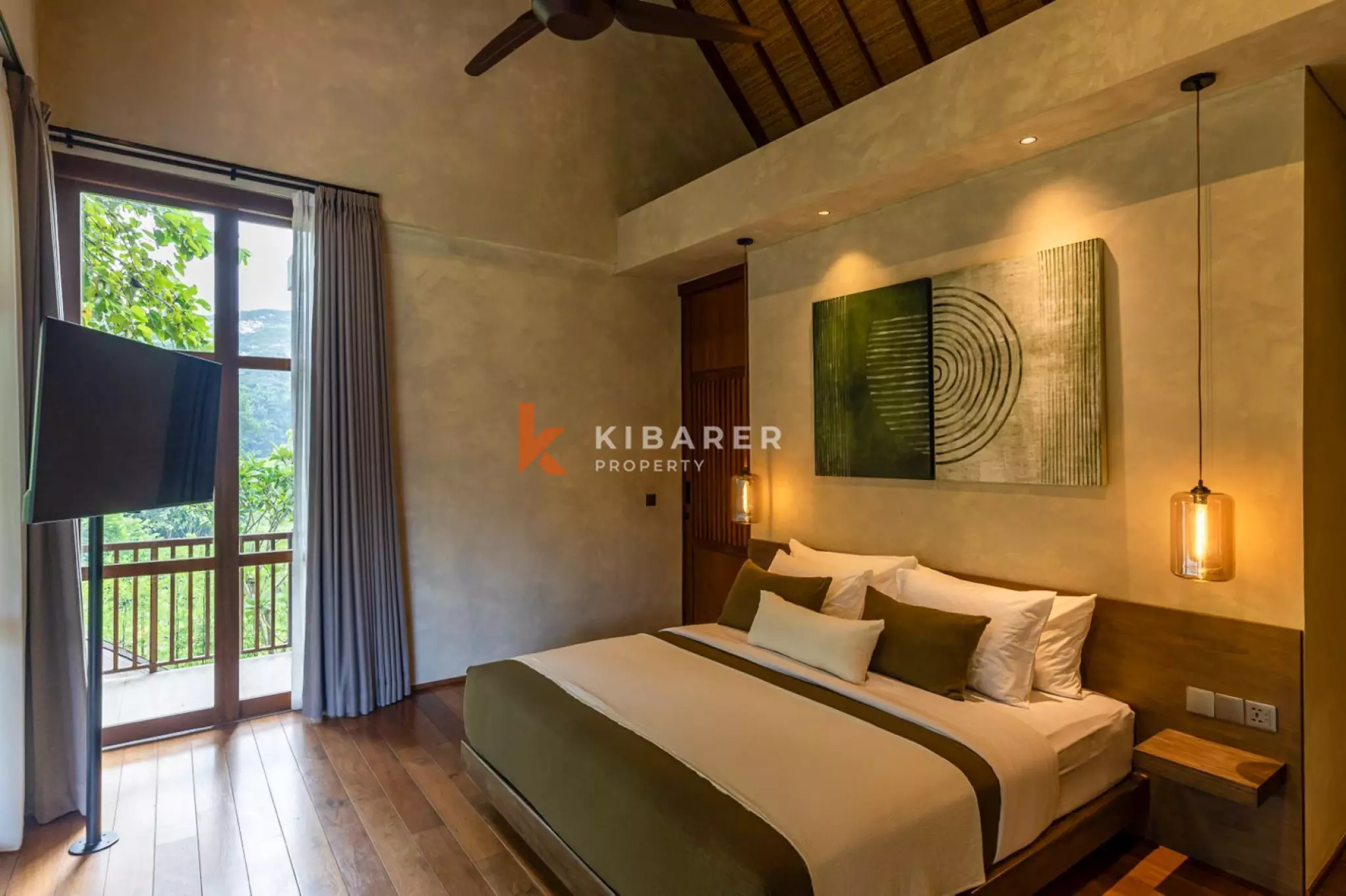 Sophisticated Five-Bedroom Private Villa with Pool in Nyanyi