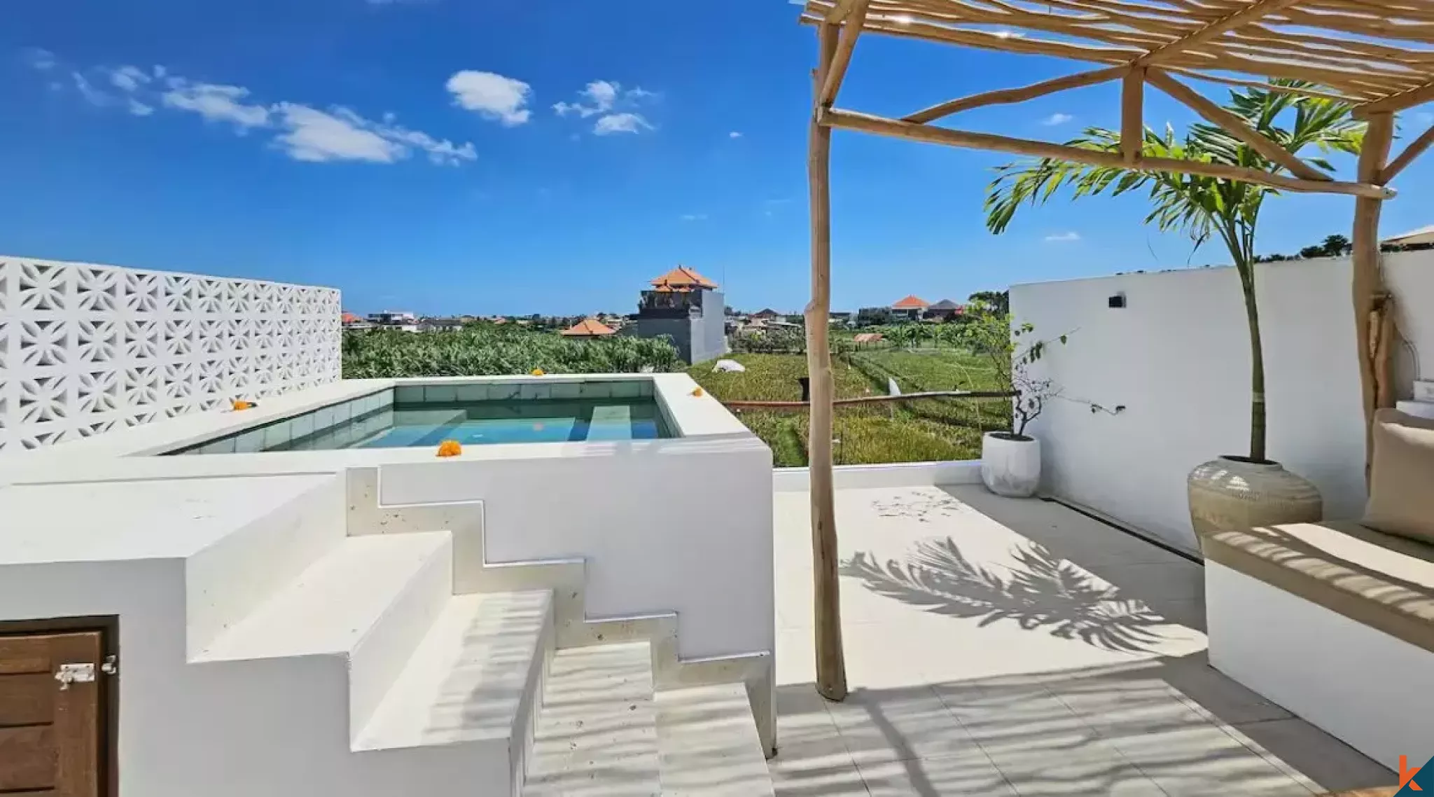 Charming two bedroom leasehold villa overlooking the rice fields in Tumbak Bayuh