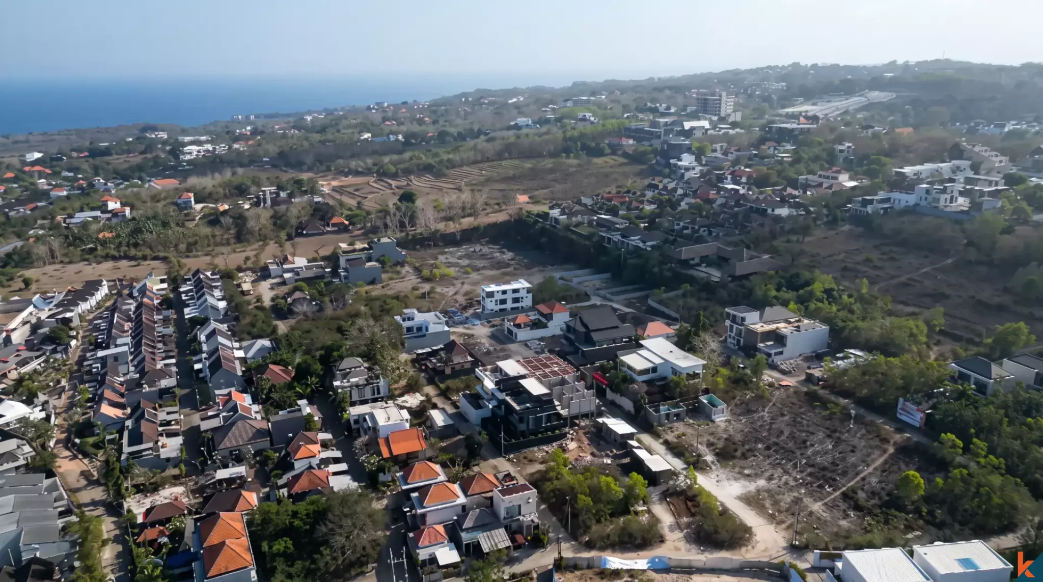 Compact and rare freehold lot of land for sale in Uluwatu