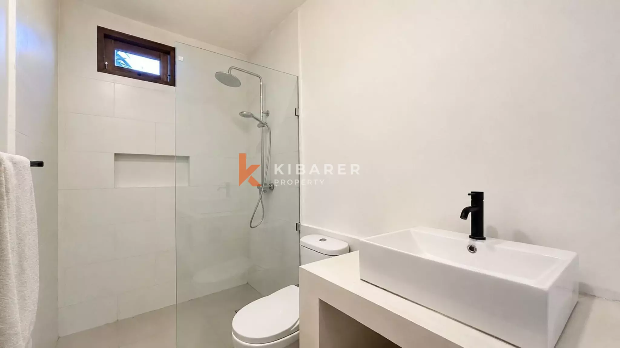 Comfortable Two Bedroom Villa Near Nelayan Beach, Canggu