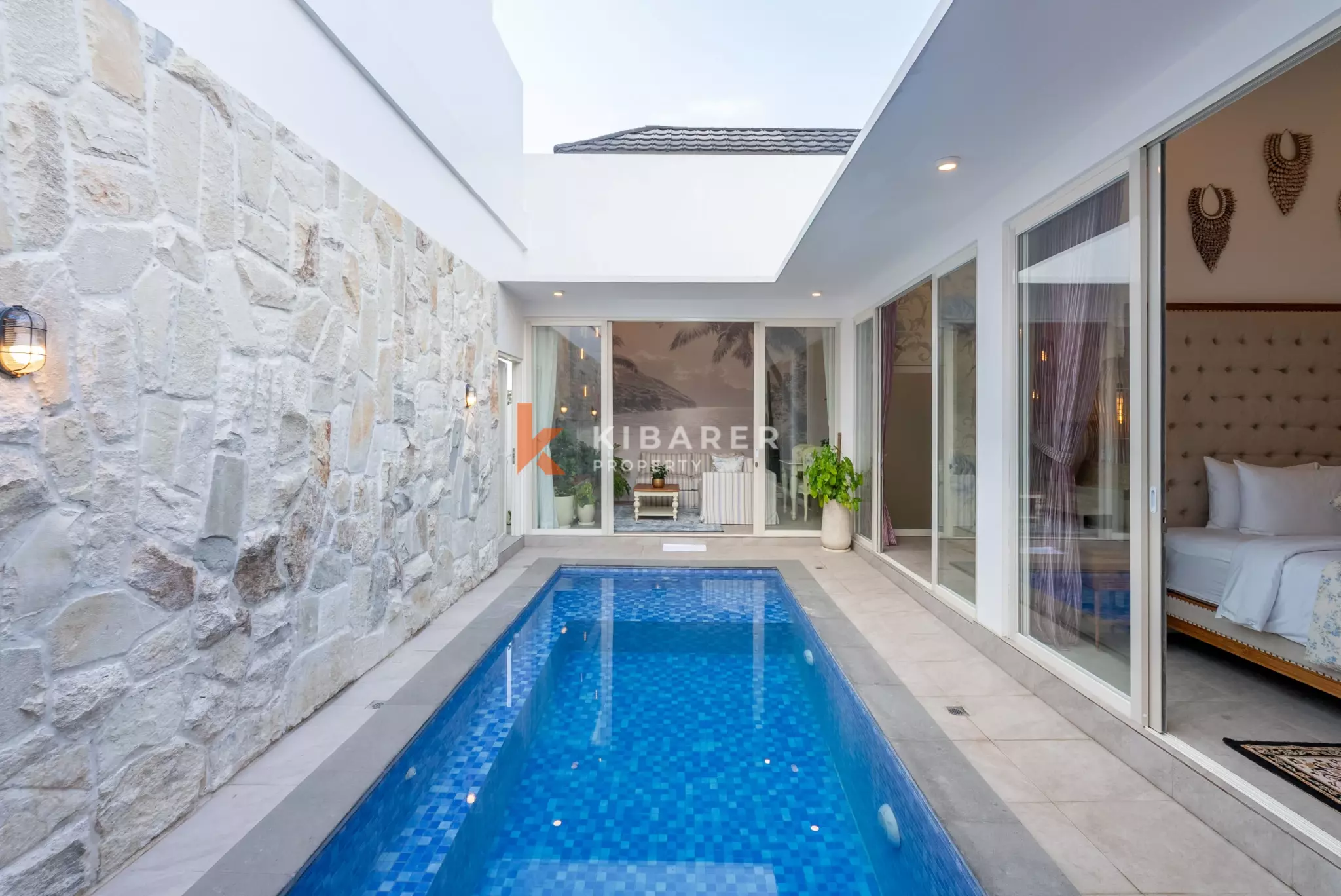 Escapade romantique et chaleureuse : Charmante villa de deux chambres à Berawa
