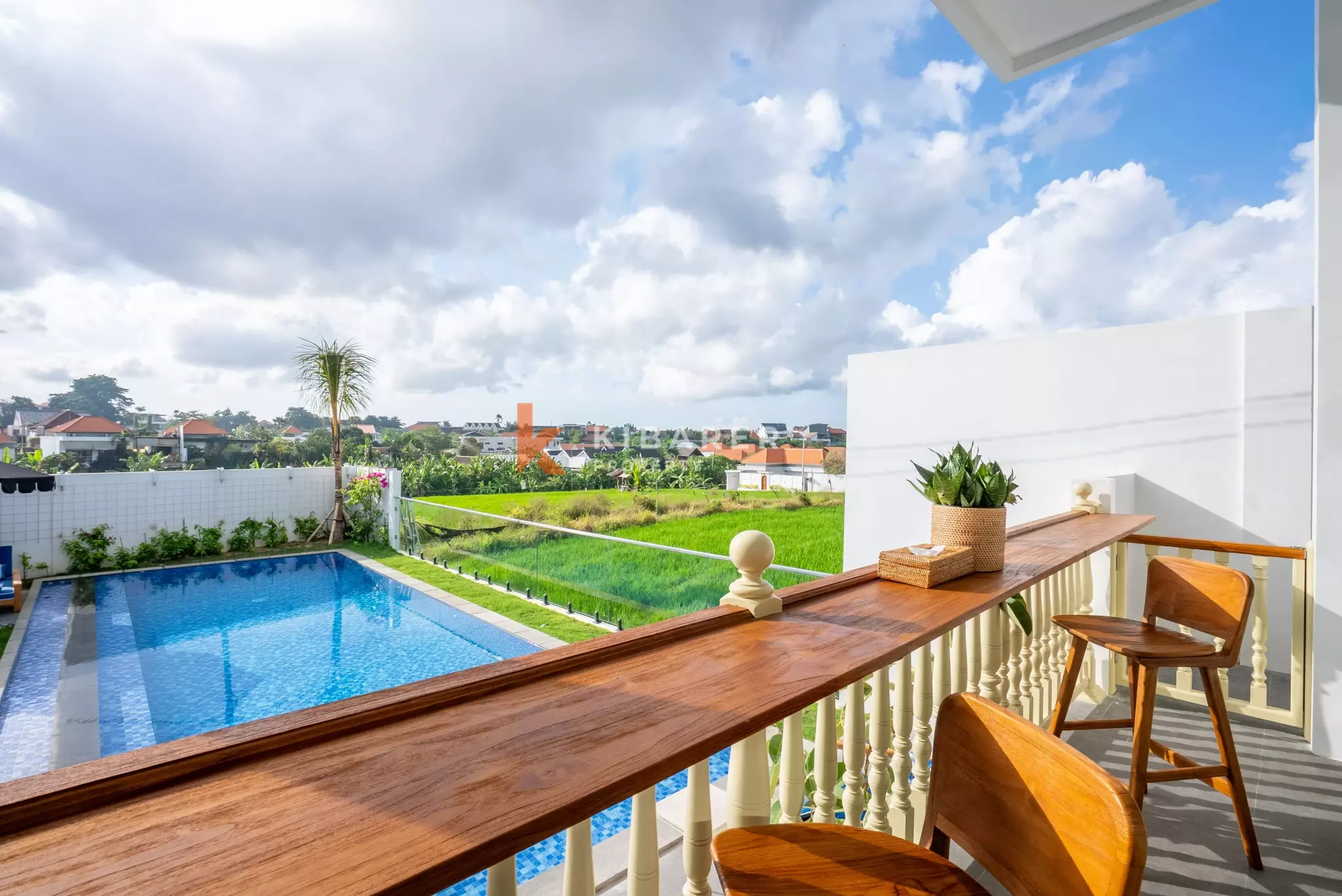 Impressive Six-Bedroom Luxury Villa with Spacious Poolside Living in Canggu