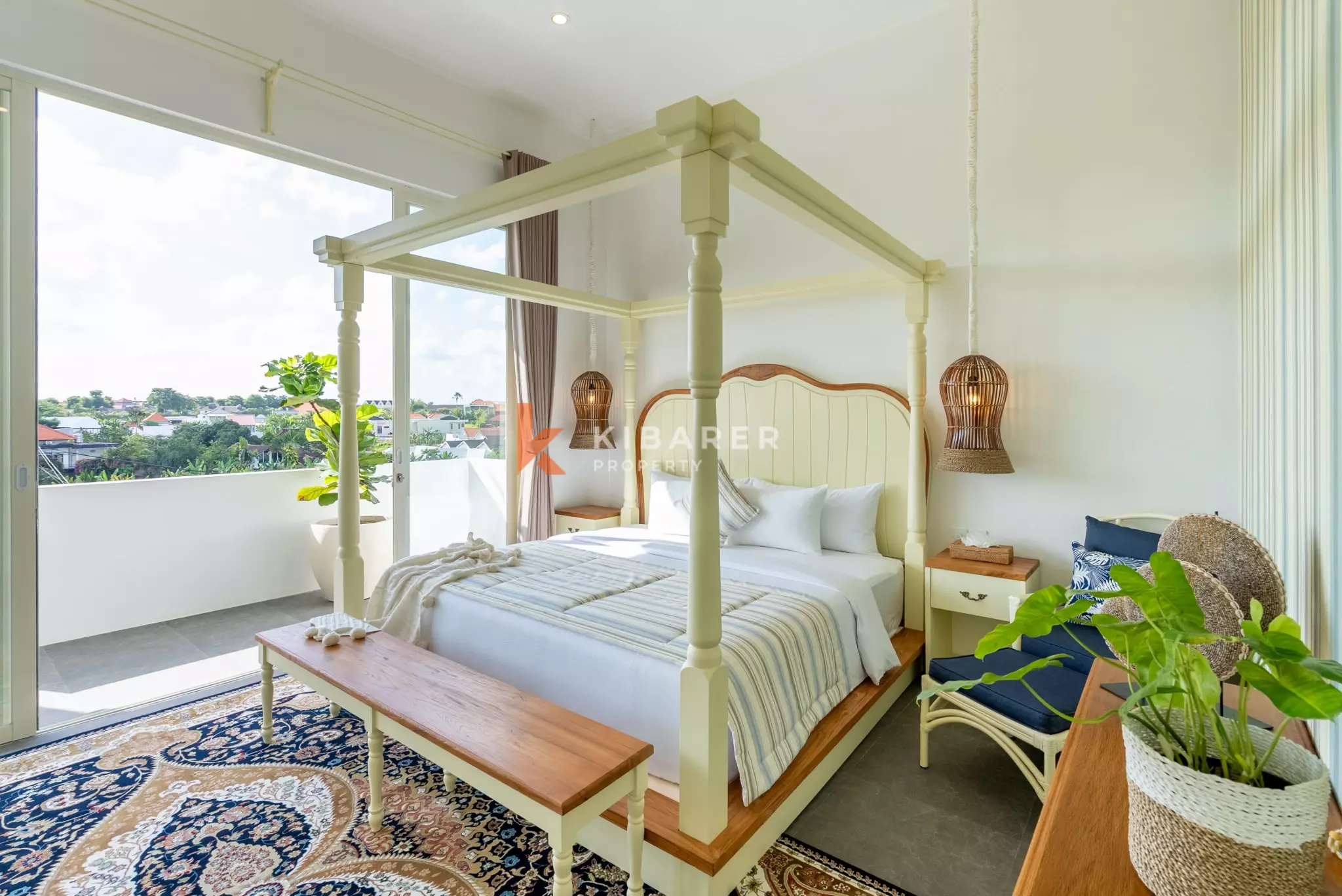 Impressive Six-Bedroom Luxury Villa with Spacious Poolside Living in Canggu