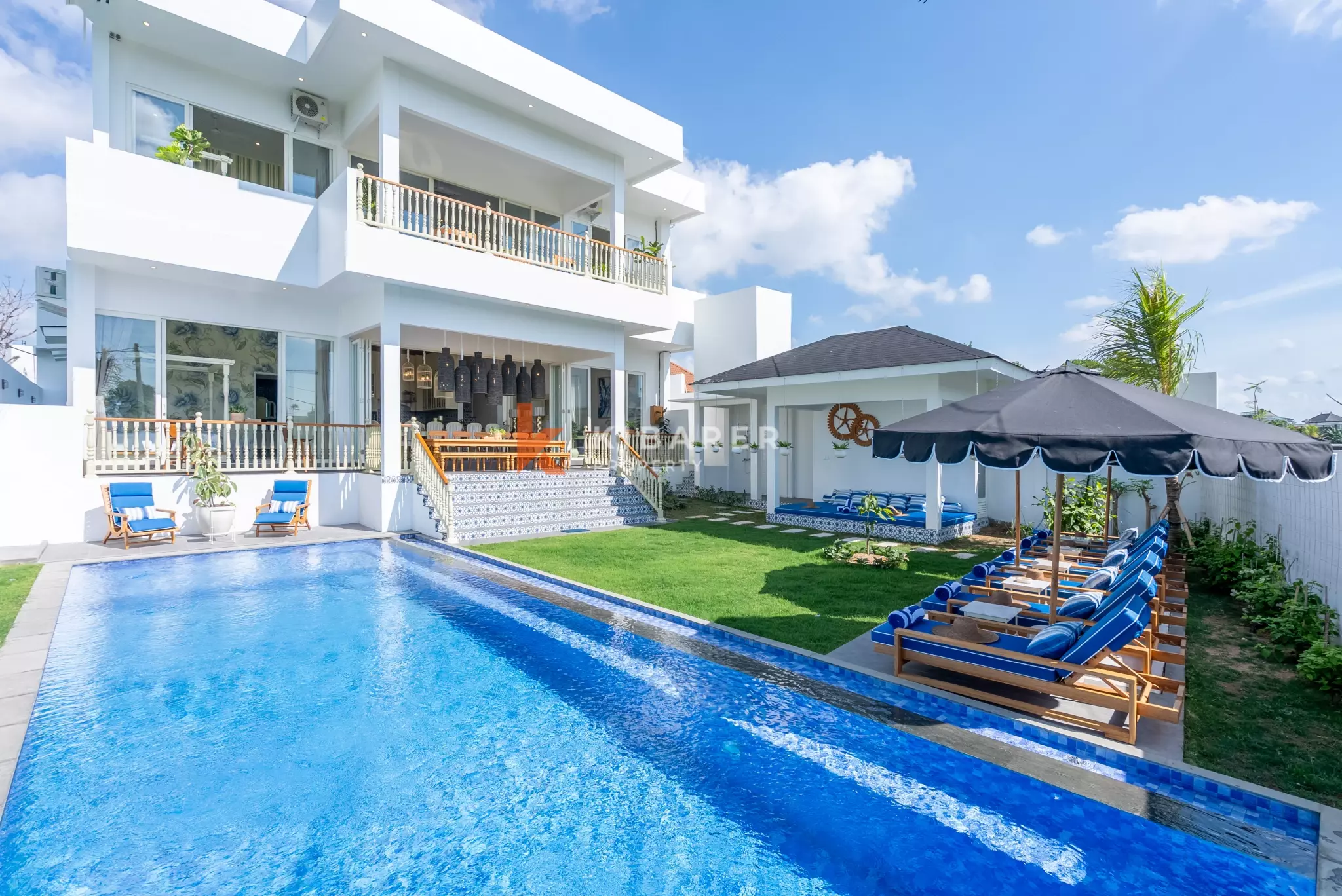 Impressive Six-Bedroom Luxury Villa with Spacious Poolside Living in Canggu