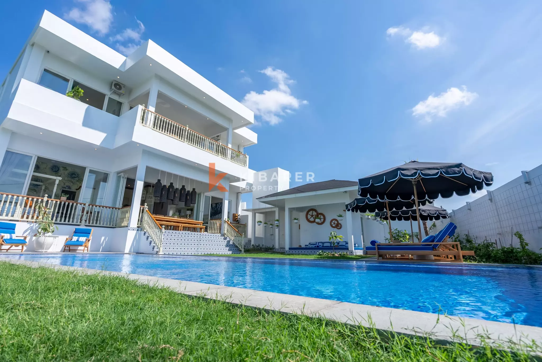 Impressive Six-Bedroom Luxury Villa with Spacious Poolside Living in Canggu