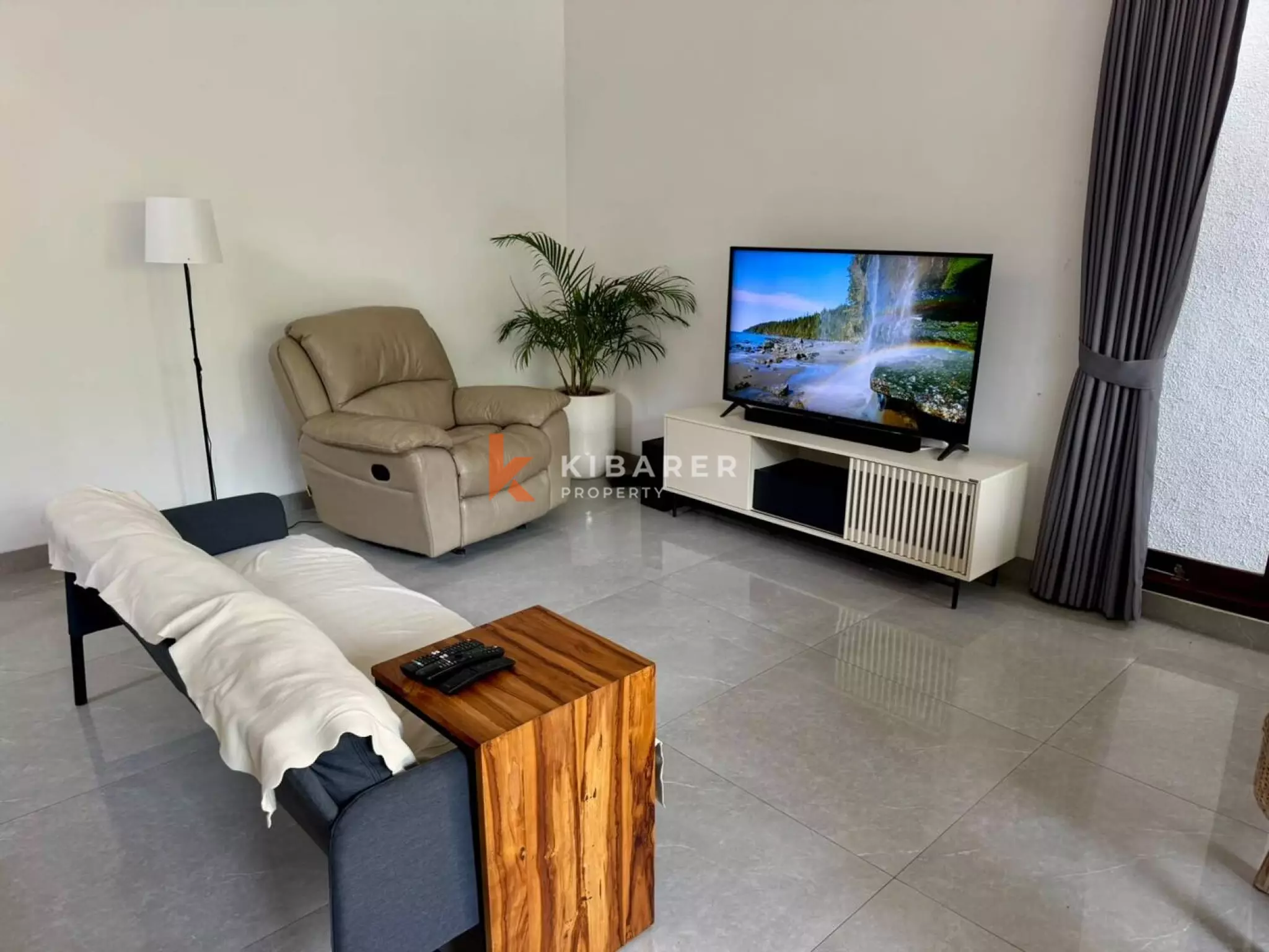 Un cadre de vie côtier et contemporain – Villa de trois chambres à Seseh
