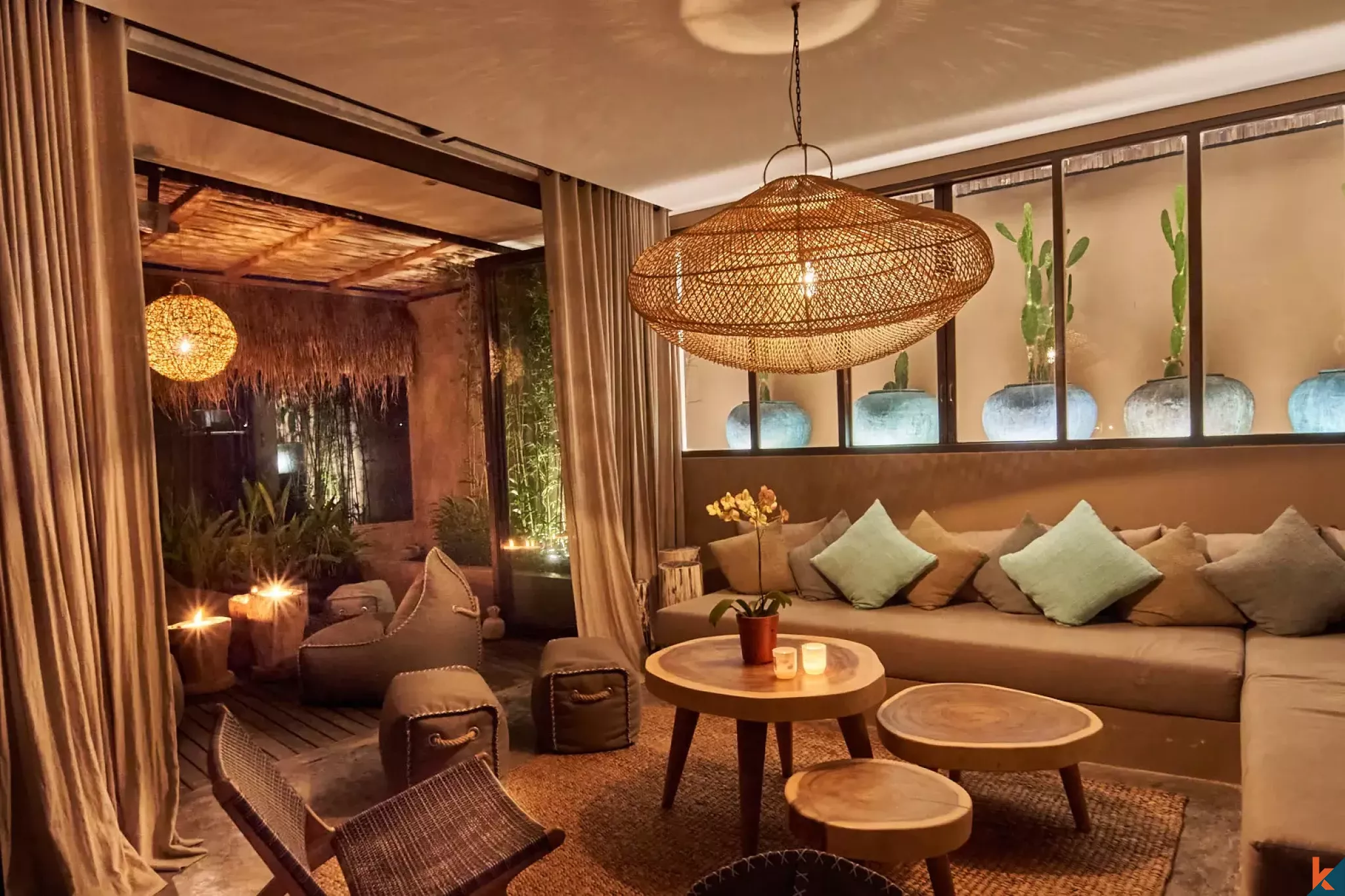 Gorgeous four bedrooms villa offering rare long lease in fashionable Umalas area