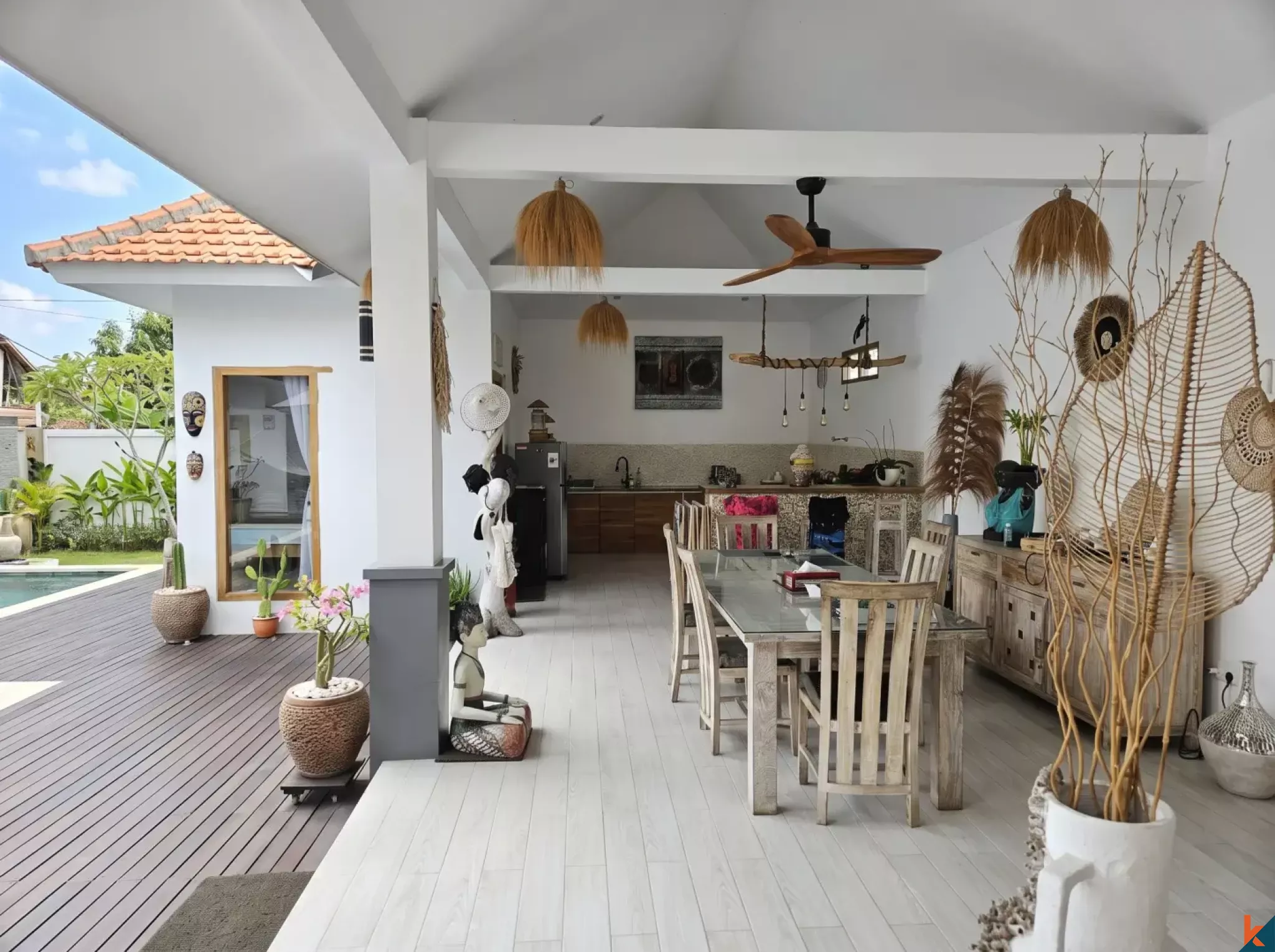 Beautiful 2-Bedroom Villa with Large Pool in Seminyak