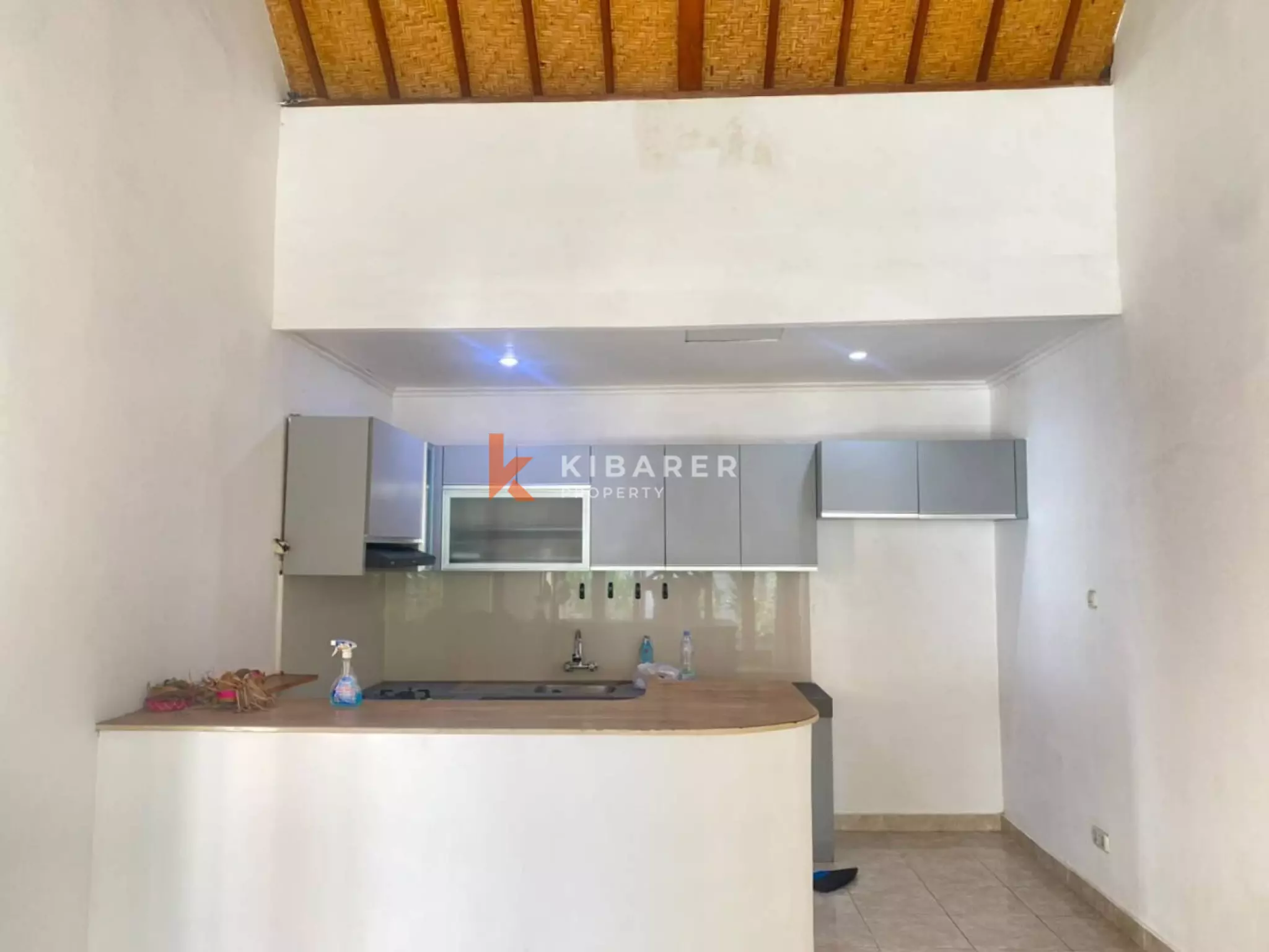 Emplacement stratégique pour un investissement – ​​Villa non meublée de deux chambres à Seminyak