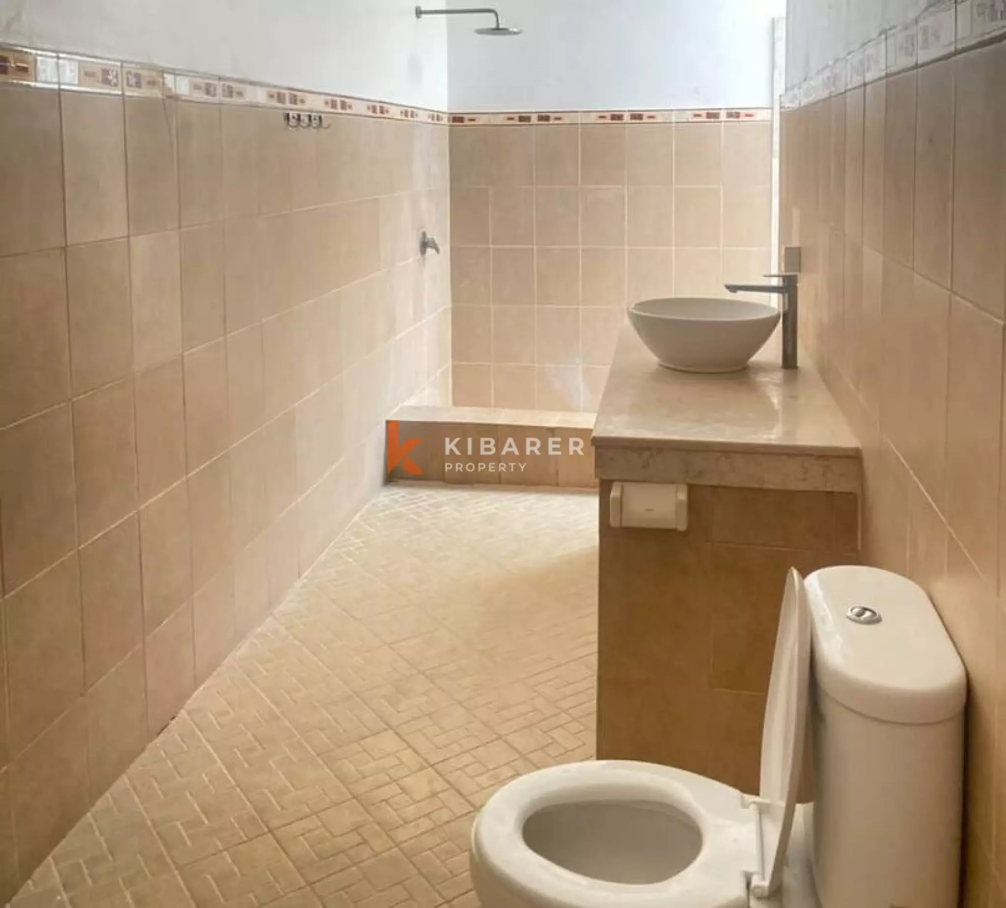 Emplacement stratégique pour un investissement – ​​Villa non meublée de deux chambres à Seminyak