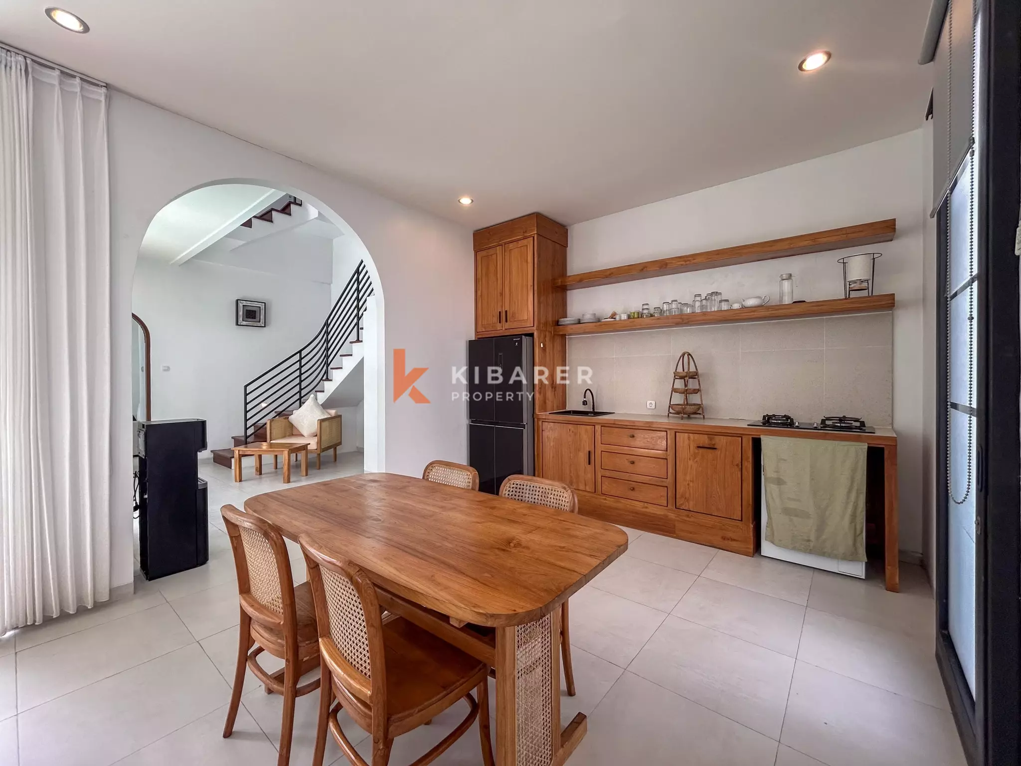 Chic Three-Bedroom Villa with Rooftop Lounge in Balangan