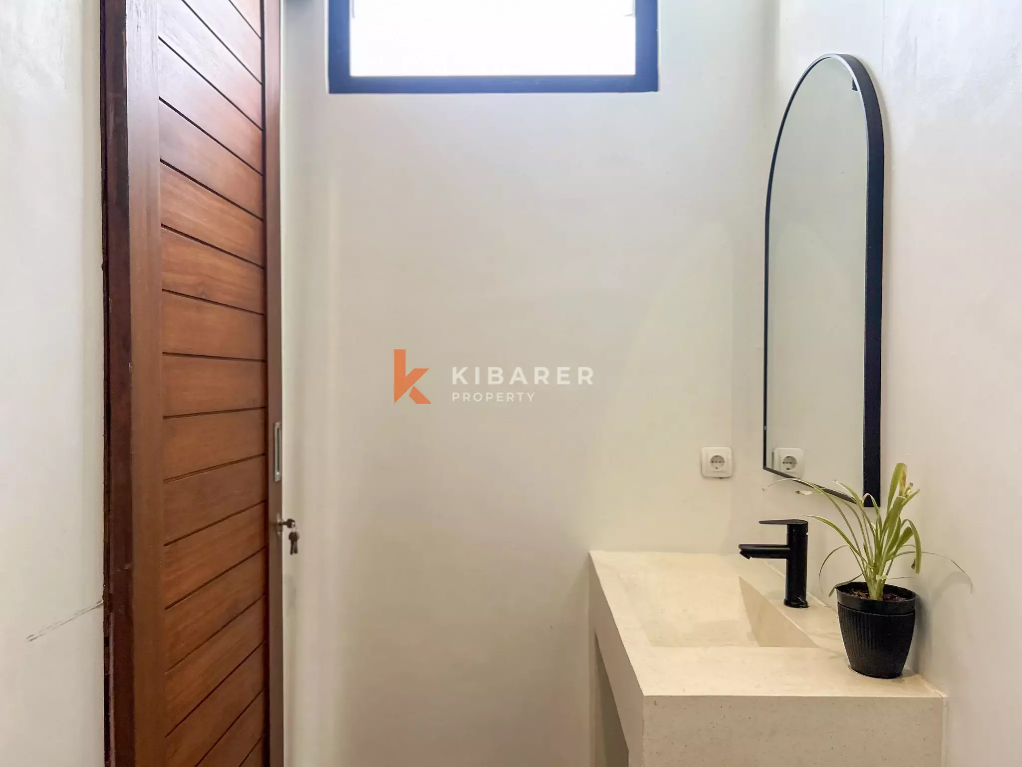 Chic Three-Bedroom Villa with Rooftop Lounge in Balangan