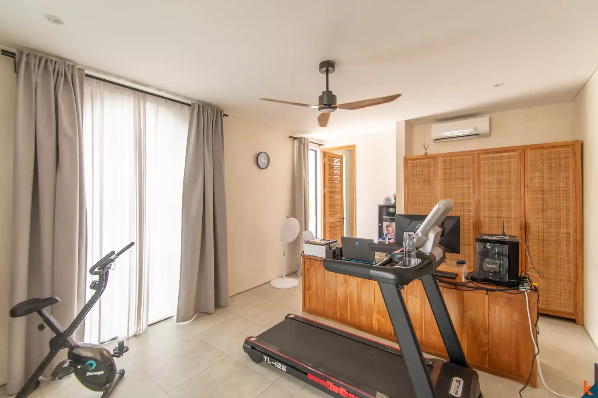 High quality five bedroom multilevel freehold villa for sale in Umalas I
