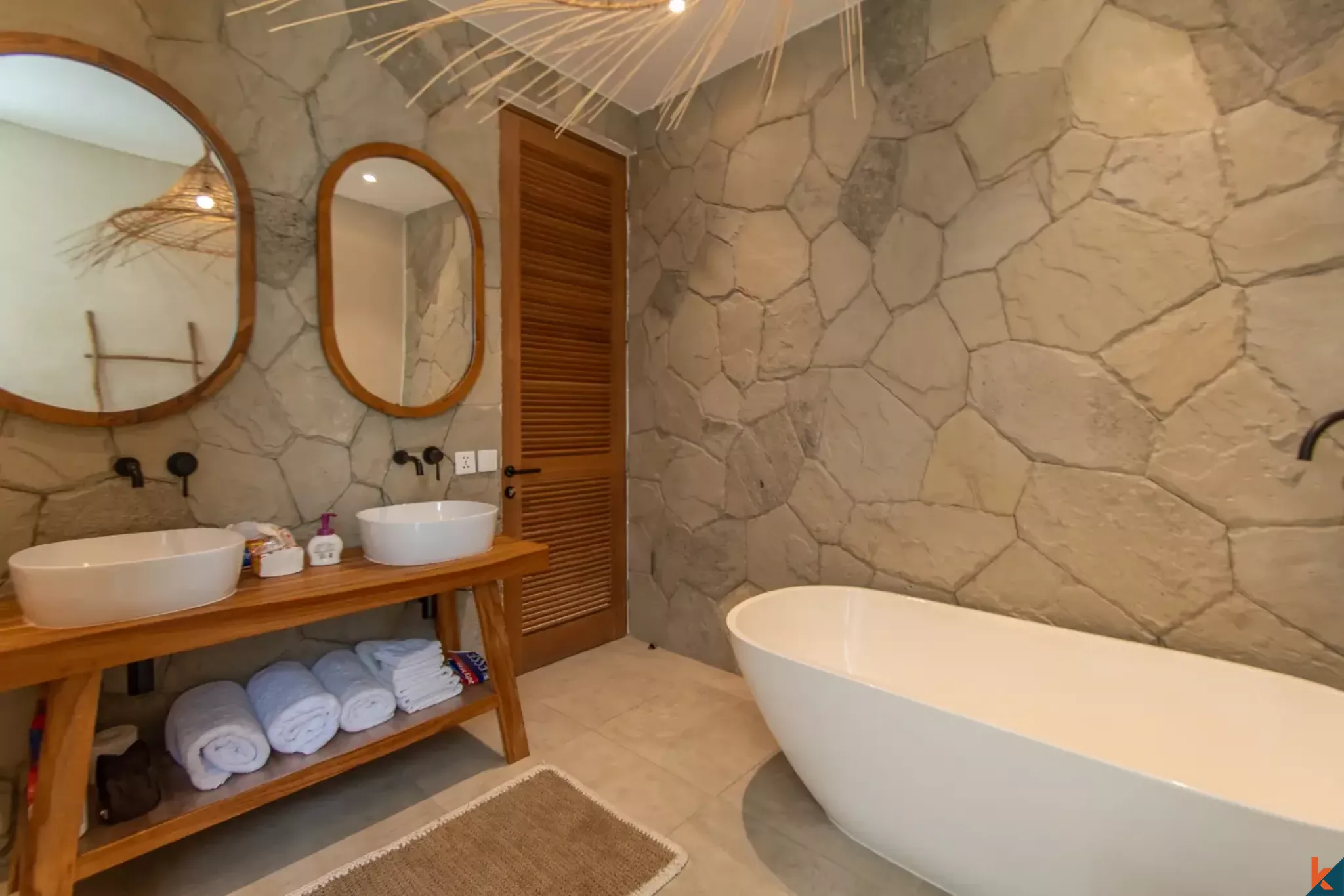 High quality five bedroom multilevel freehold villa for sale in Umalas I