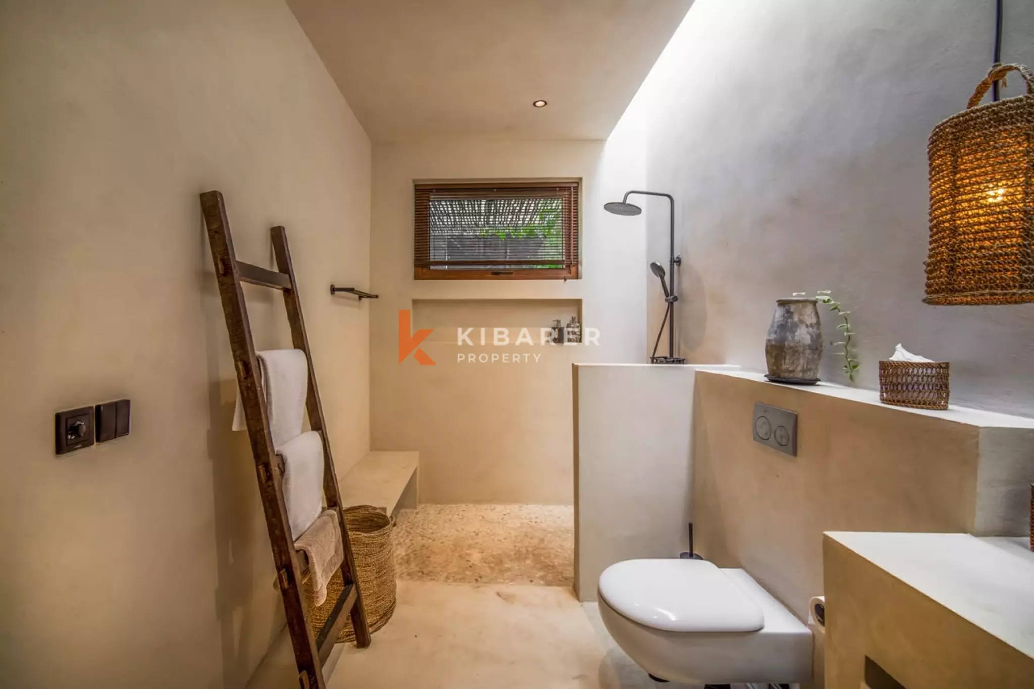Bohemian-Chic Three Bedroom Villa with Rooftop Ocean and Sunset Views in Uluwatu
