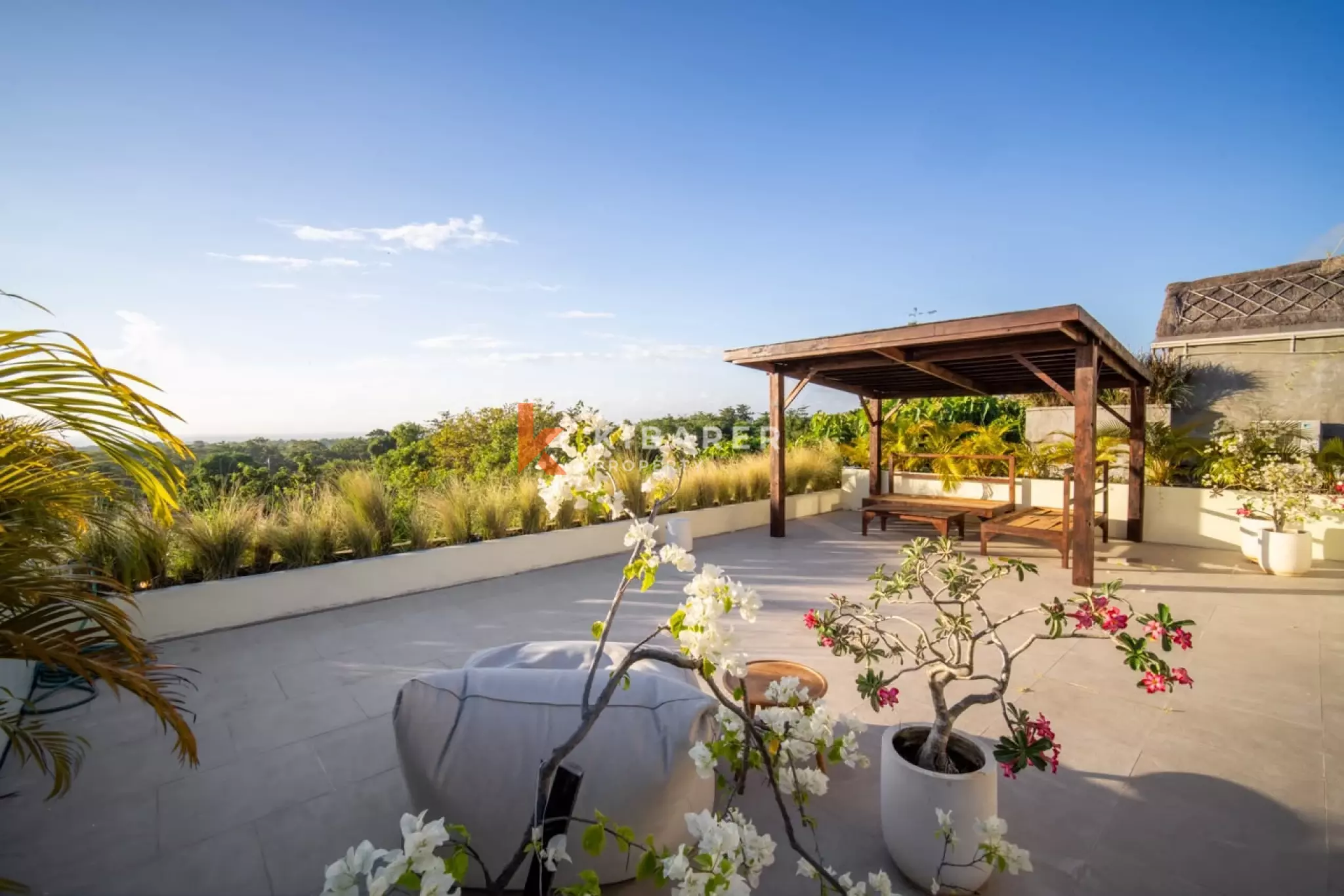 Bohemian-Chic Three Bedroom Villa with Rooftop Ocean and Sunset Views in Uluwatu