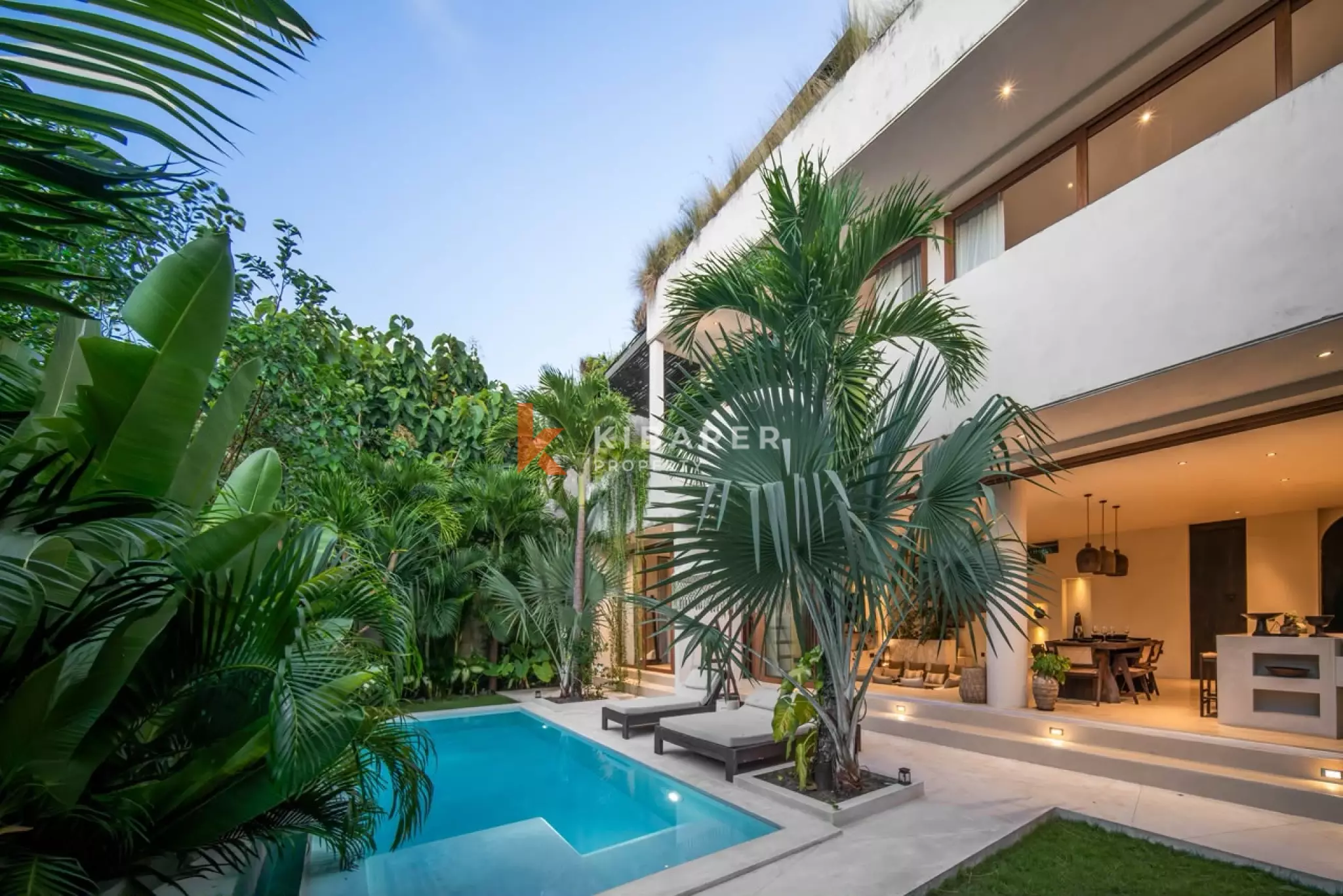 Bohemian-Chic Three Bedroom Villa with Rooftop Ocean and Sunset Views in Uluwatu