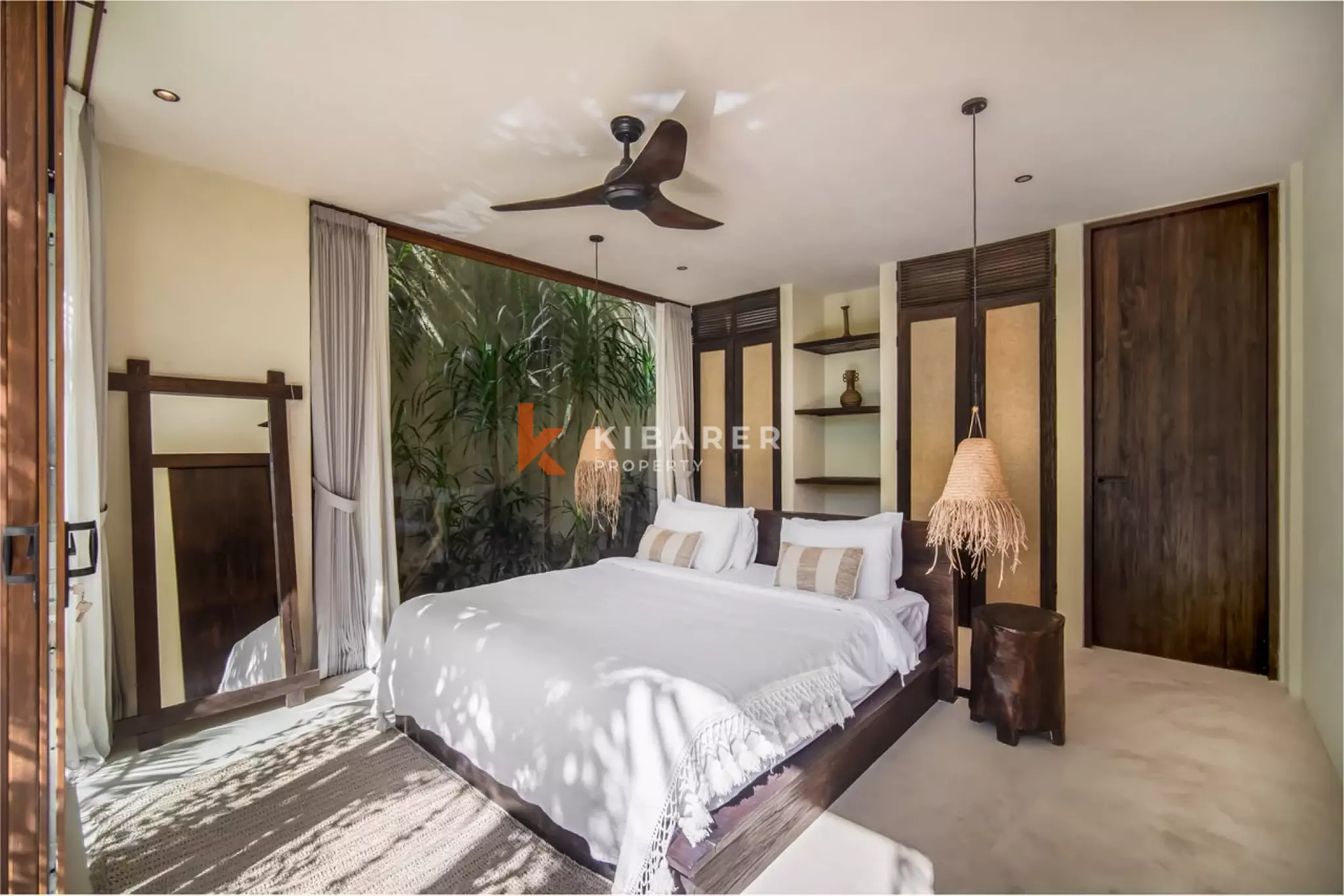 Bohemian-Chic Three Bedroom Villa with Rooftop Ocean and Sunset Views in Uluwatu
