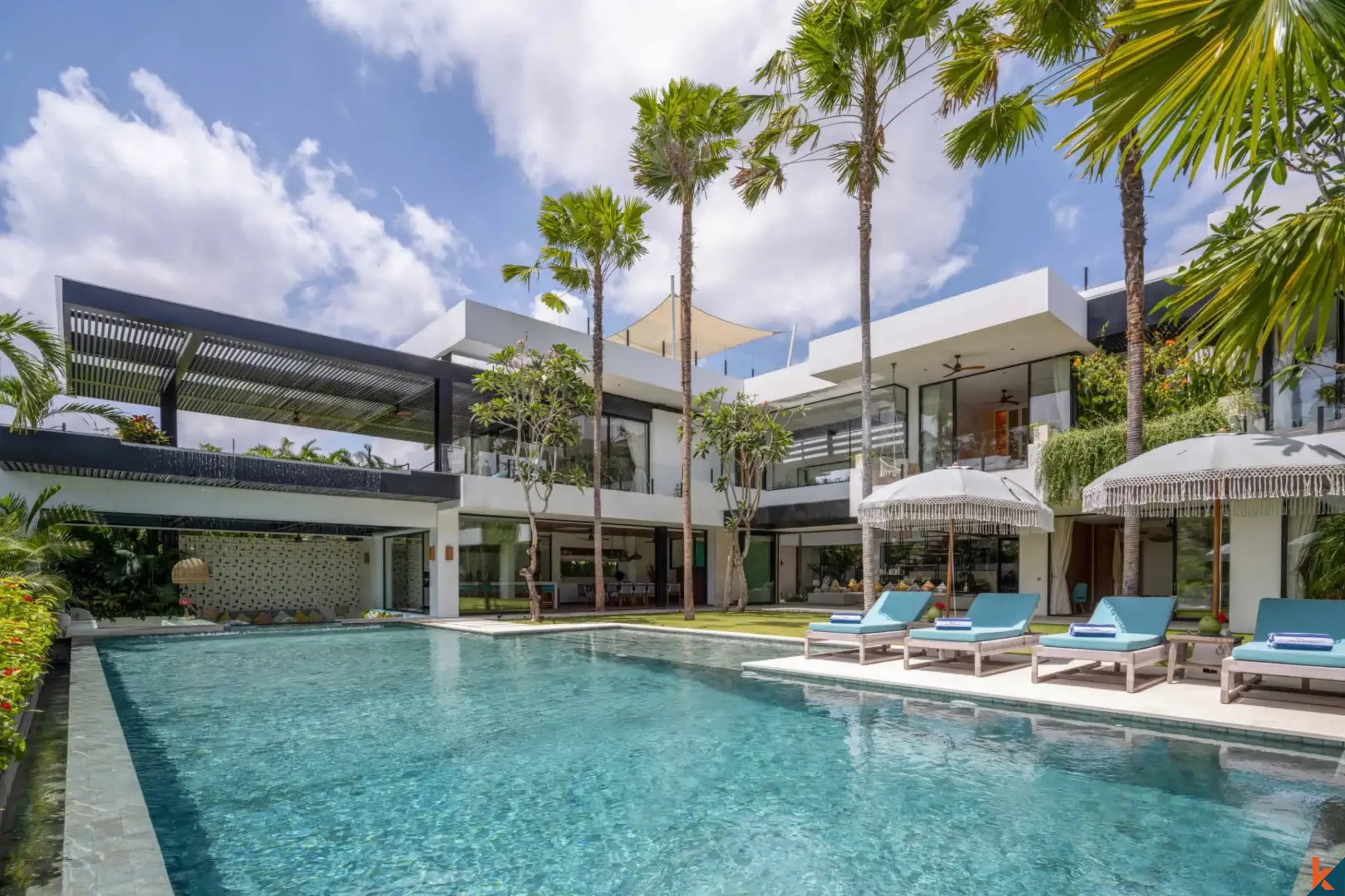 Luxury Five Bedroom Villa with Rice Field Views for Sale in Canggu - Tumbak Bayuh