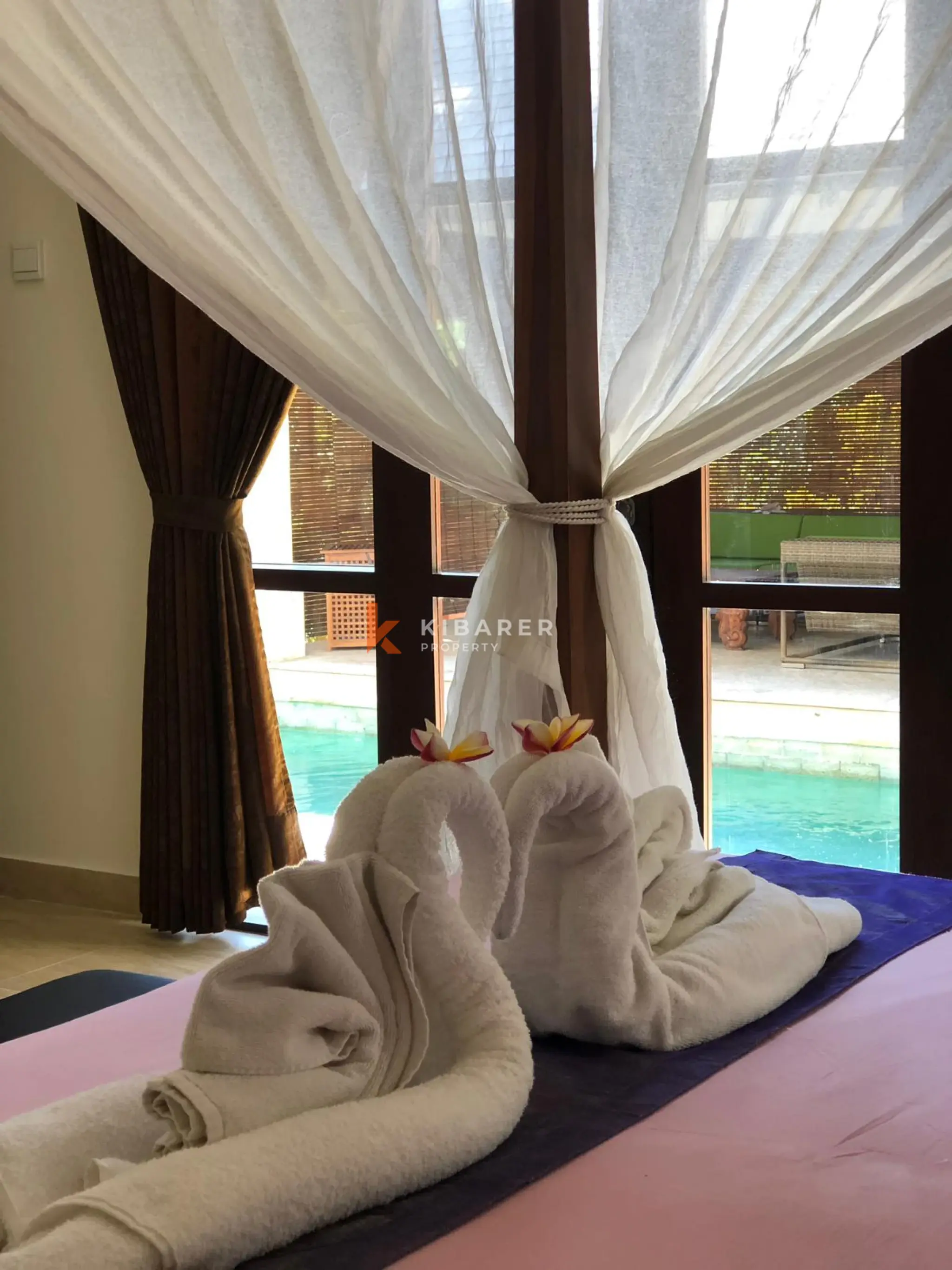 The Bay View Three Bedroom Villa Iin Jimbaran