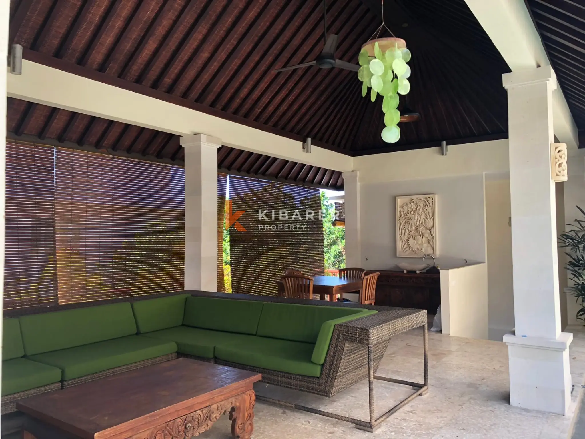 The Bay View Three Bedroom Villa Iin Jimbaran