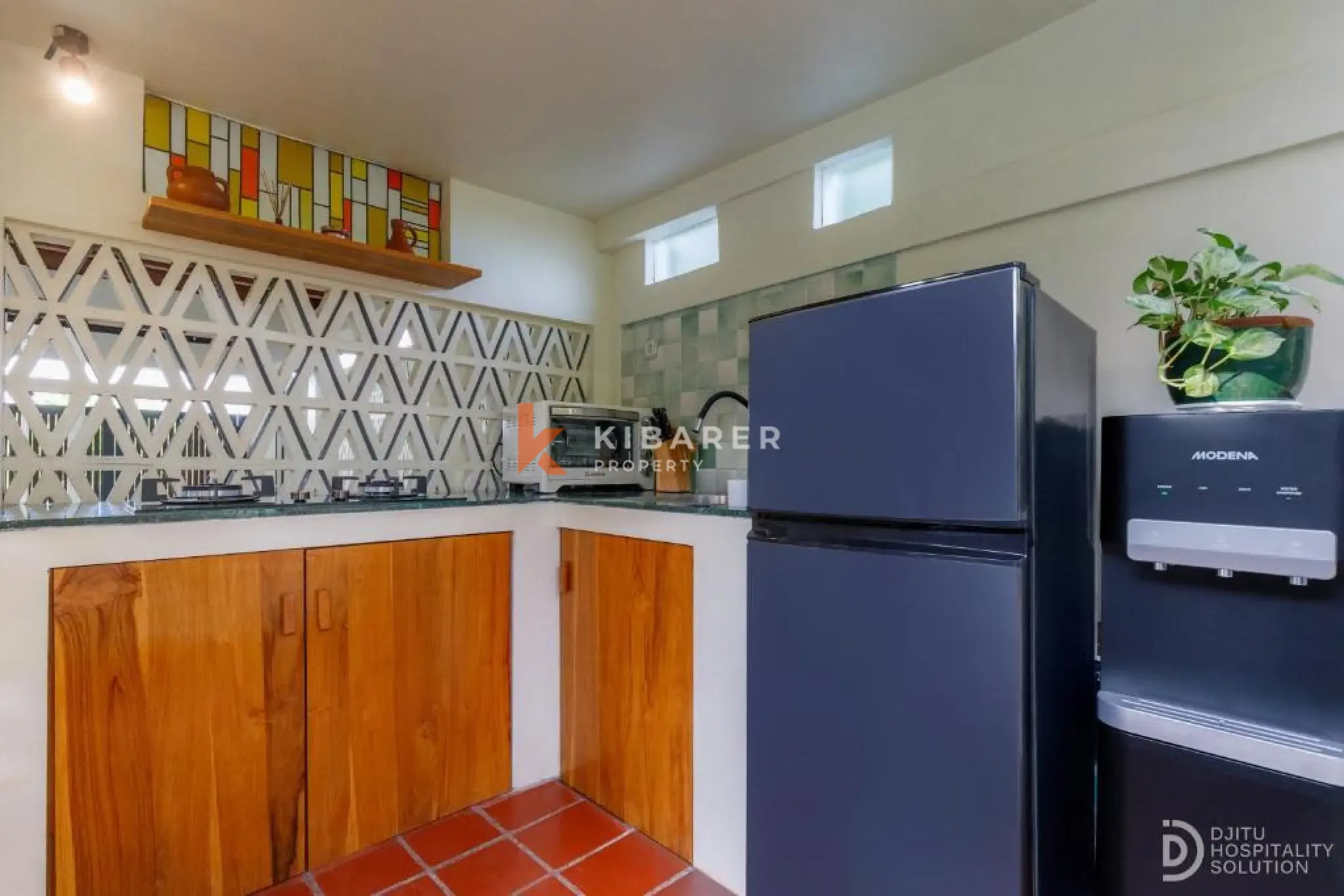 Lovely Wooden Retreat One Bedroom Villa in Gianyar Keramas