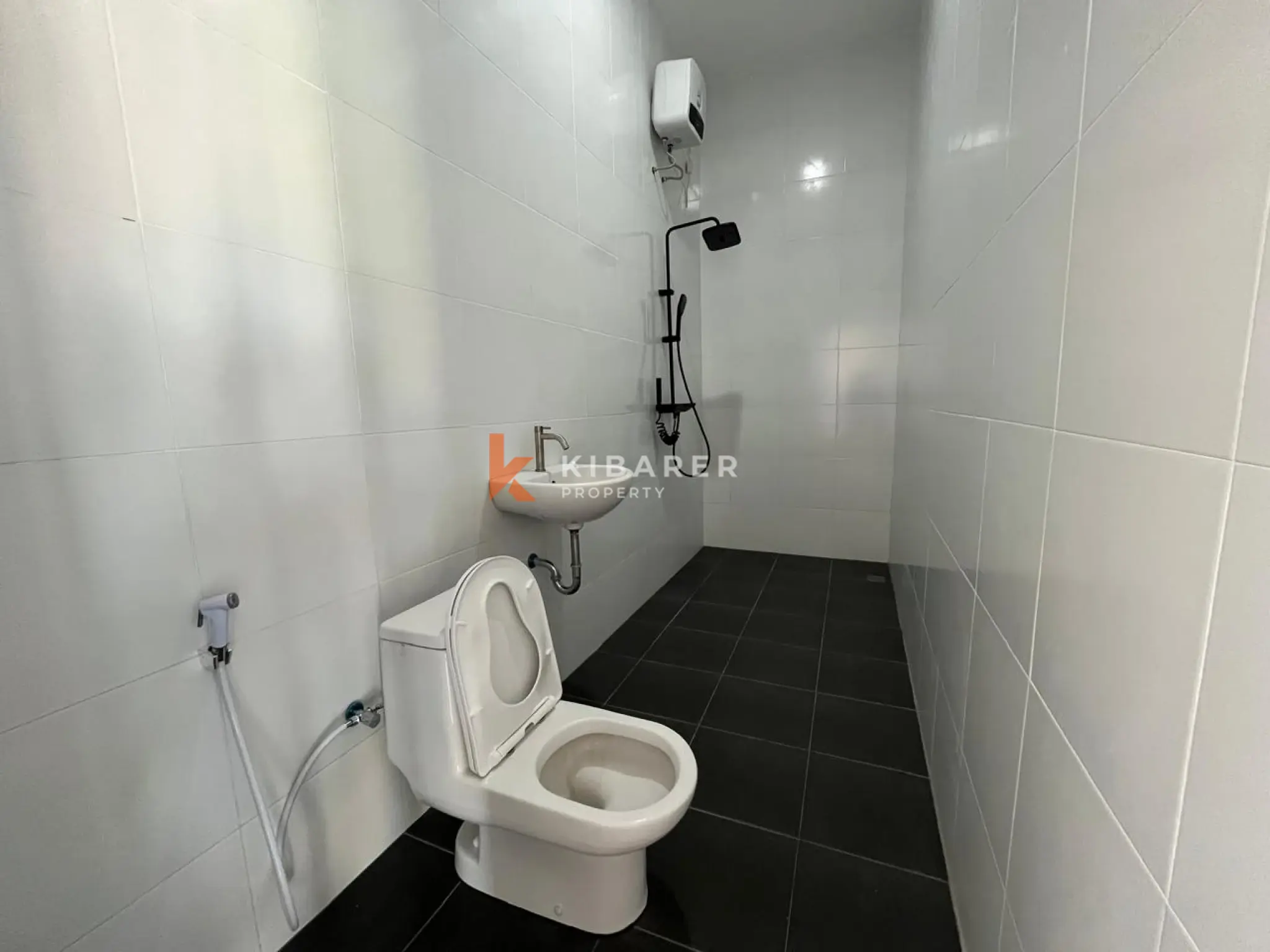 Peaceful Two Bedroom Villa with Rooftop Field Views in Dawas Padonan
