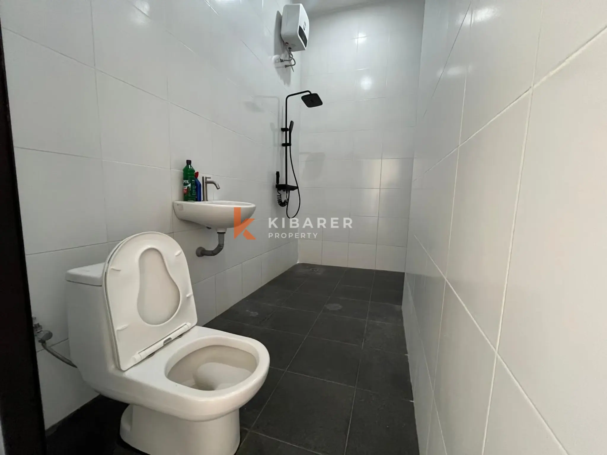 Peaceful Two Bedroom Villa with Rooftop Field Views in Dawas Padonan