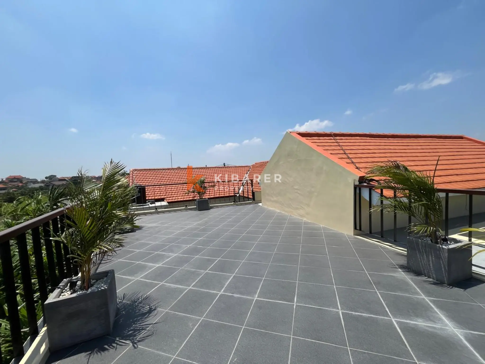 Peaceful Two Bedroom Villa with Rooftop Field Views in Dawas Padonan