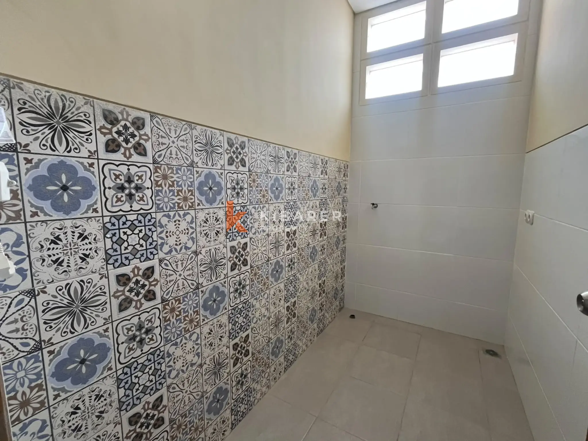 Chic Bright New Three Bedroom Villa in Minutes to Sanur Beach (will be fully furnished) (minimum 2 years)