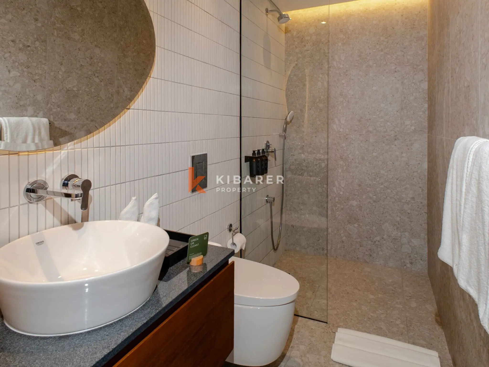Eco-Friendly One Bedroom Studio Apartment with Shared Pool in Nyanyi