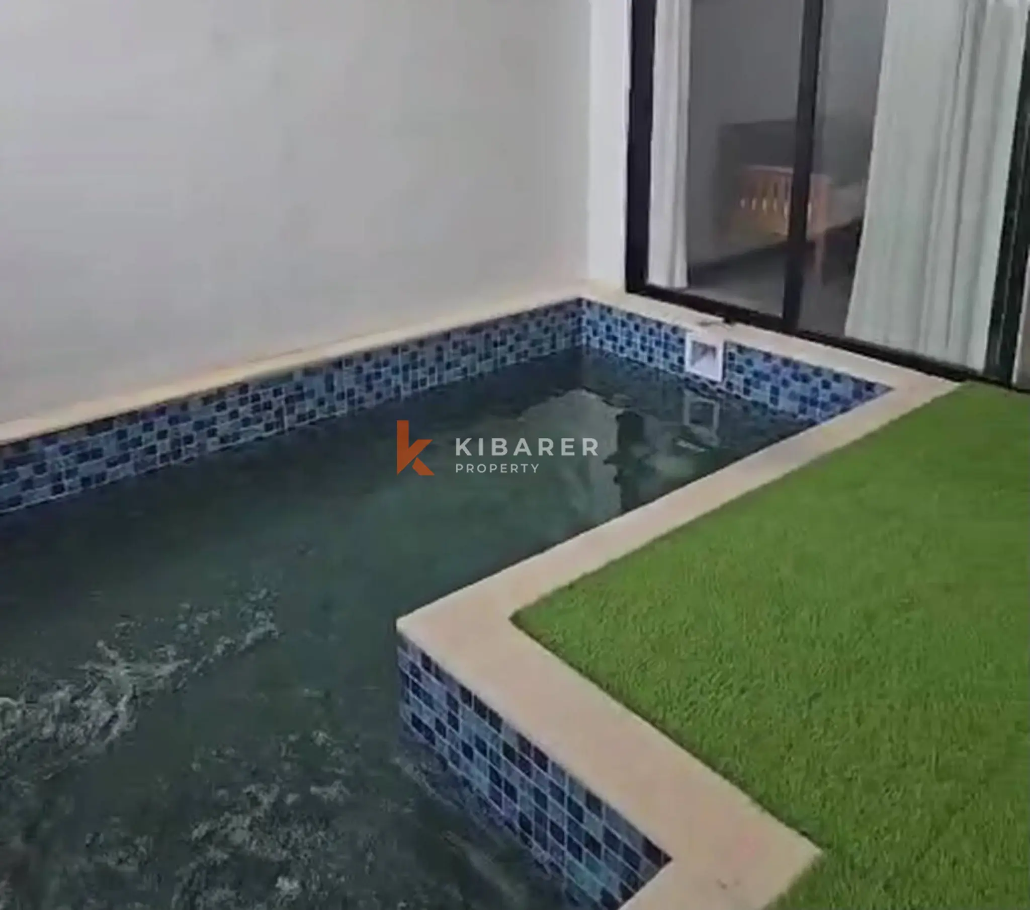Vila Dua Kamar Tidur dengan Pemandangan Sawah yang Memukau di Munggu
