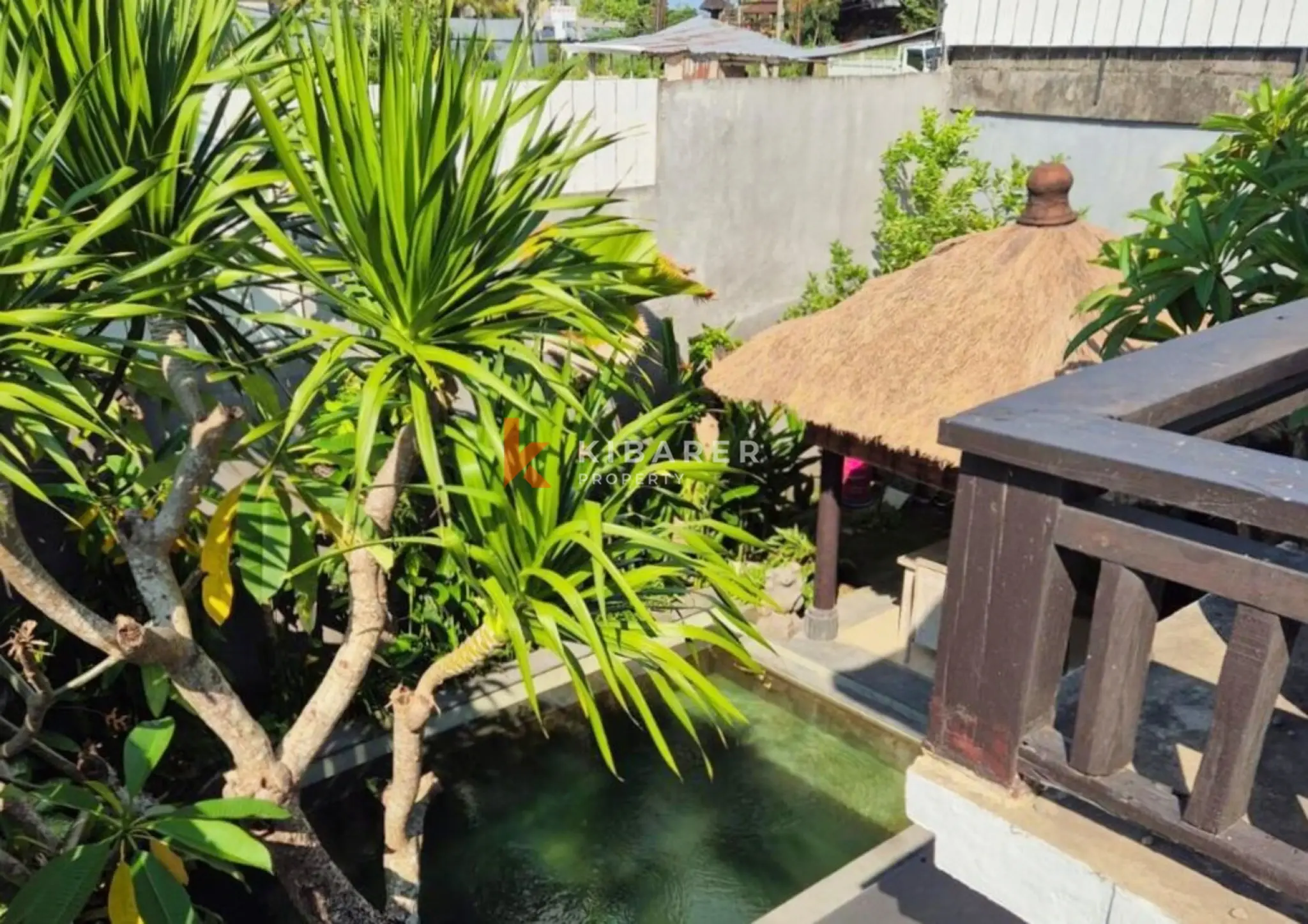 Vila Dua Kamar Tidur yang Menawan dengan Nuansa Tropis Khas Bali di Munggu