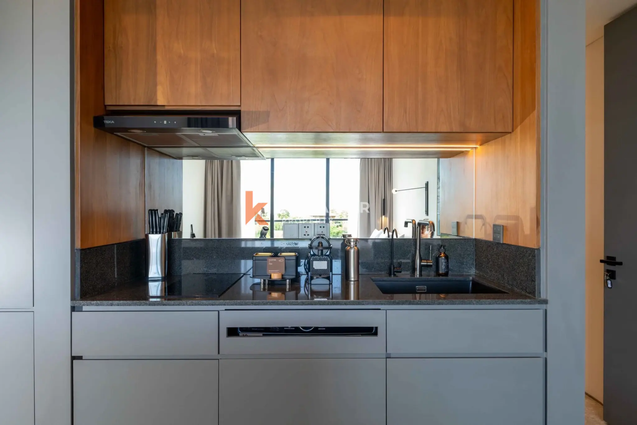Eco-Friendly One Bedroom Suite with Modern Comfort Near Nuanu, Nyanyi