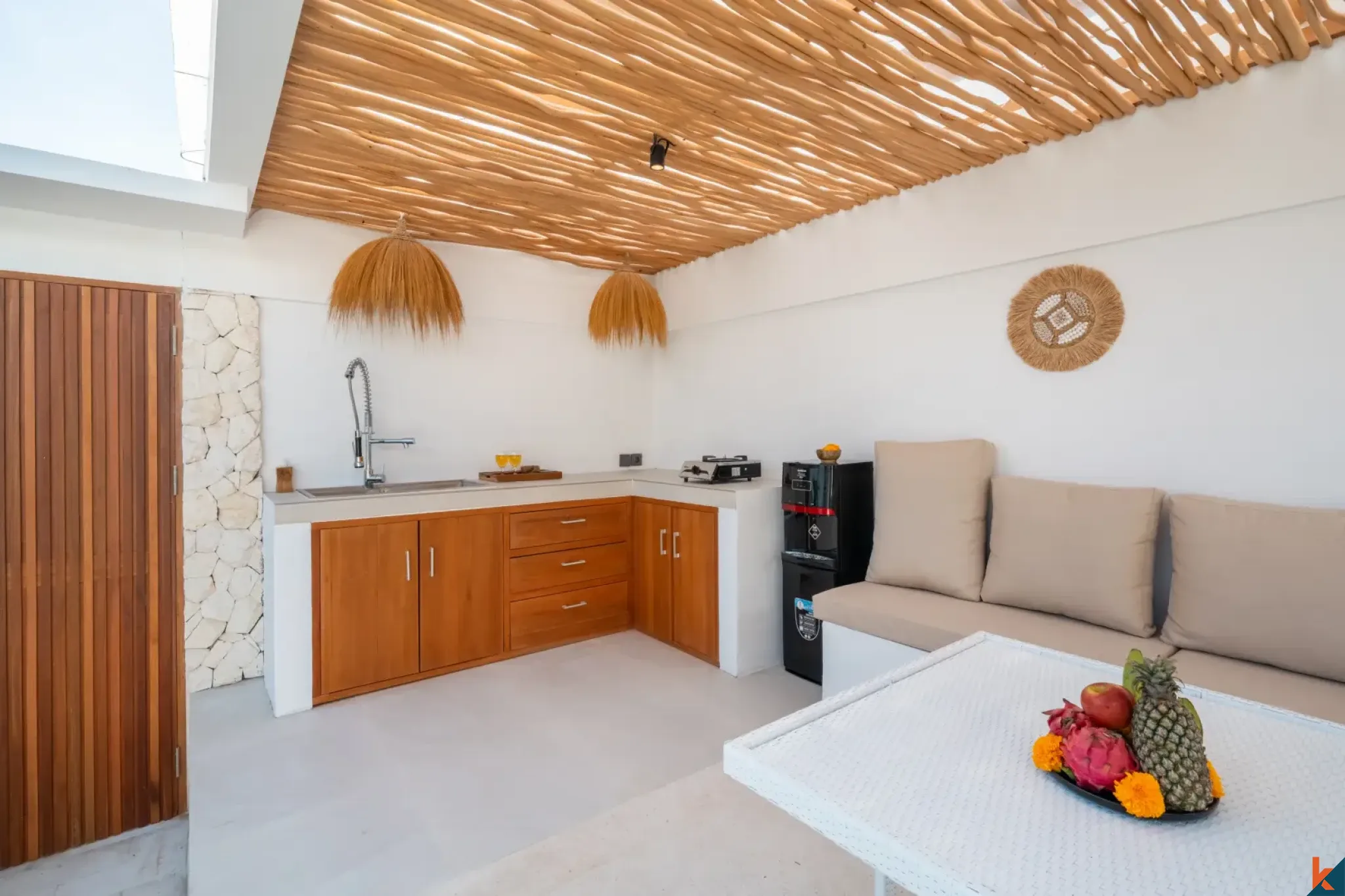 Long Leasehold 2-Bedroom Villa Walking Distance to the Beach in Nusa Lembongan