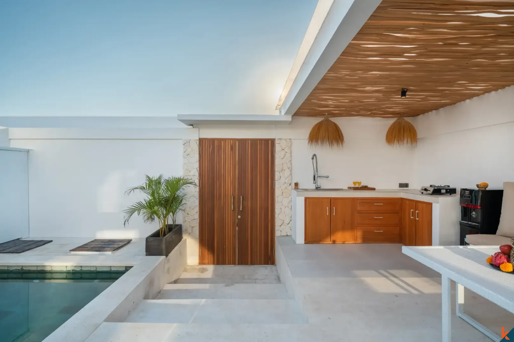 Long Leasehold 2-Bedroom Villa Walking Distance to the Beach in Nusa Lembongan