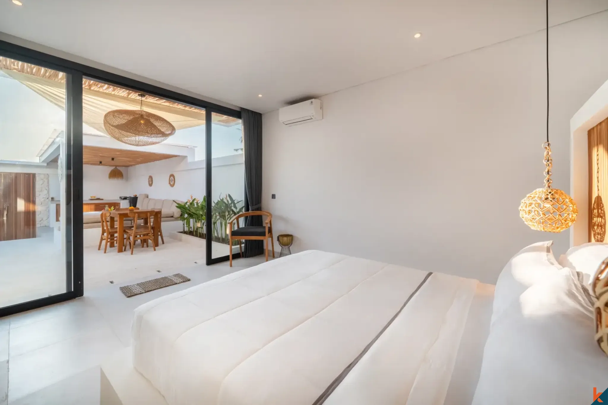 Long Leasehold 2-Bedroom Villa Walking Distance to the Beach in Nusa Lembongan