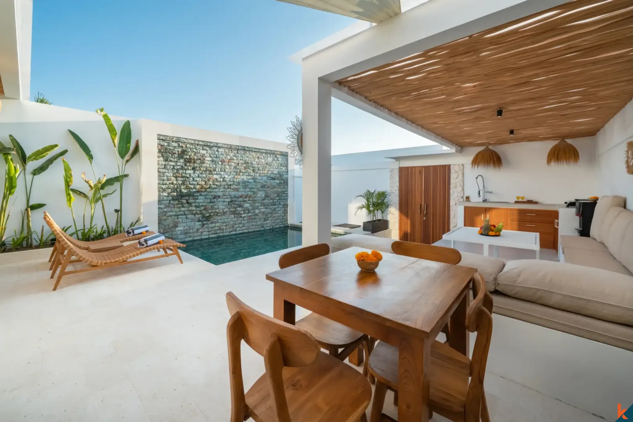 Long Leasehold 2-Bedroom Villa Walking Distance to the Beach in Nusa Lembongan