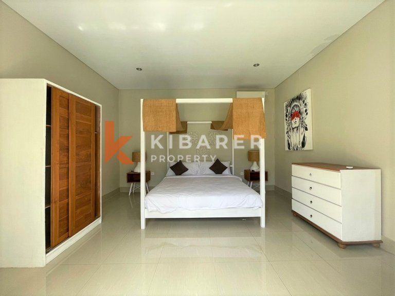 Villa Indah dengan 3 kamar tidur di Umalas