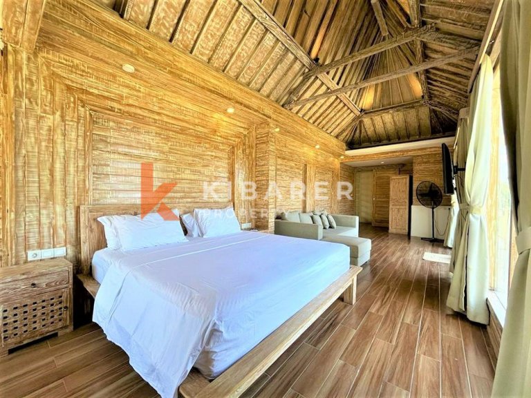 Classic Two Bedrooms Enclosed Living Villa Situated In Padonan-Canggu