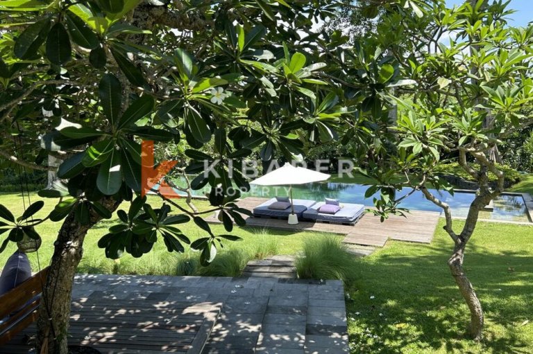 Luxury Five-Bedroom Villa set in nature situated in peaceful area Cemagi